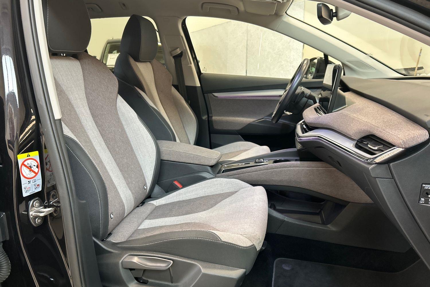 SKODA Enyaq 2023
