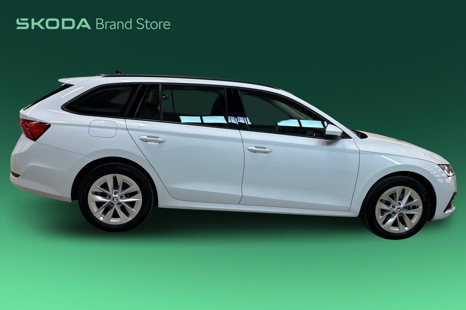 SKODA OCTAVIA 2024