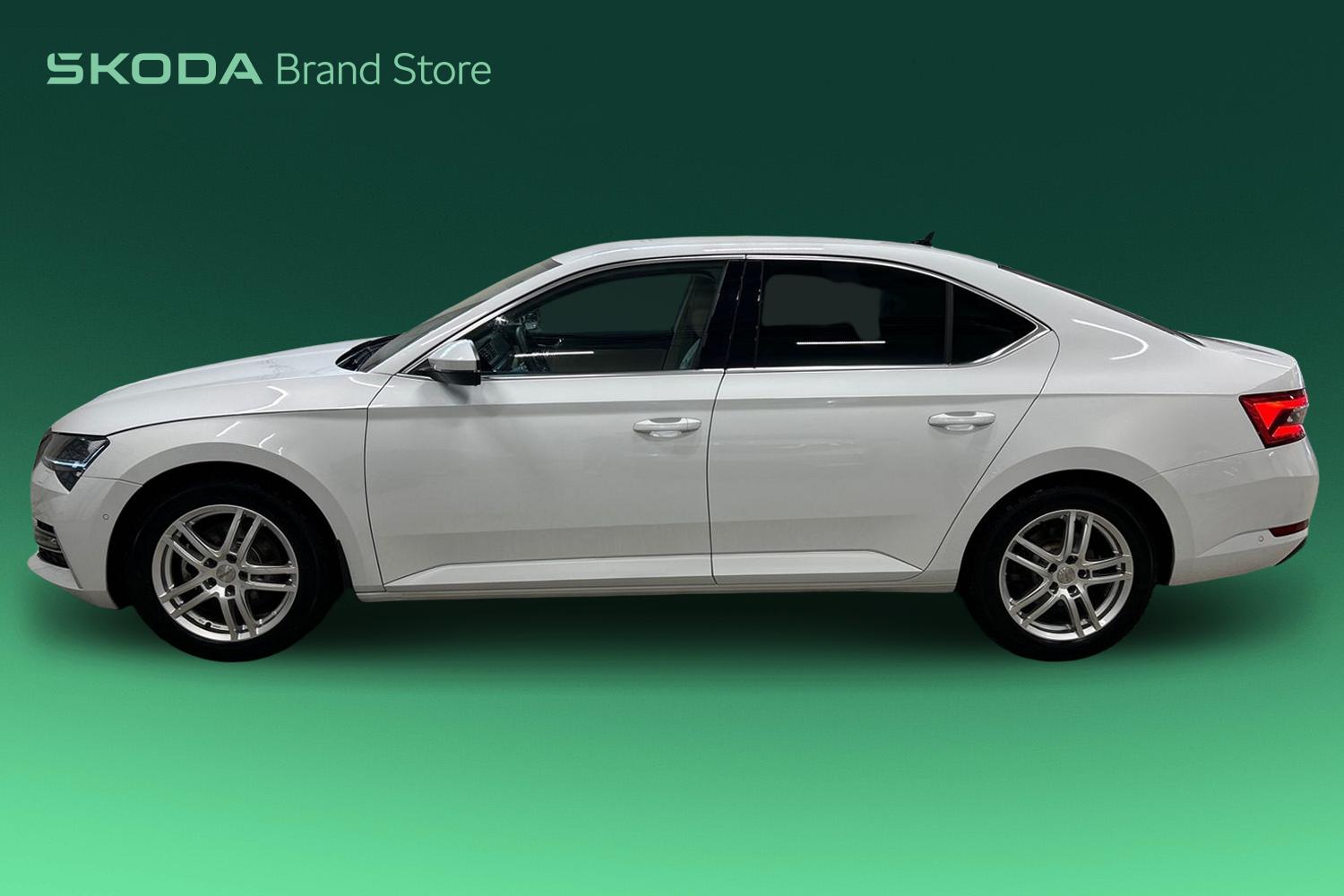 Skoda Superb 2023