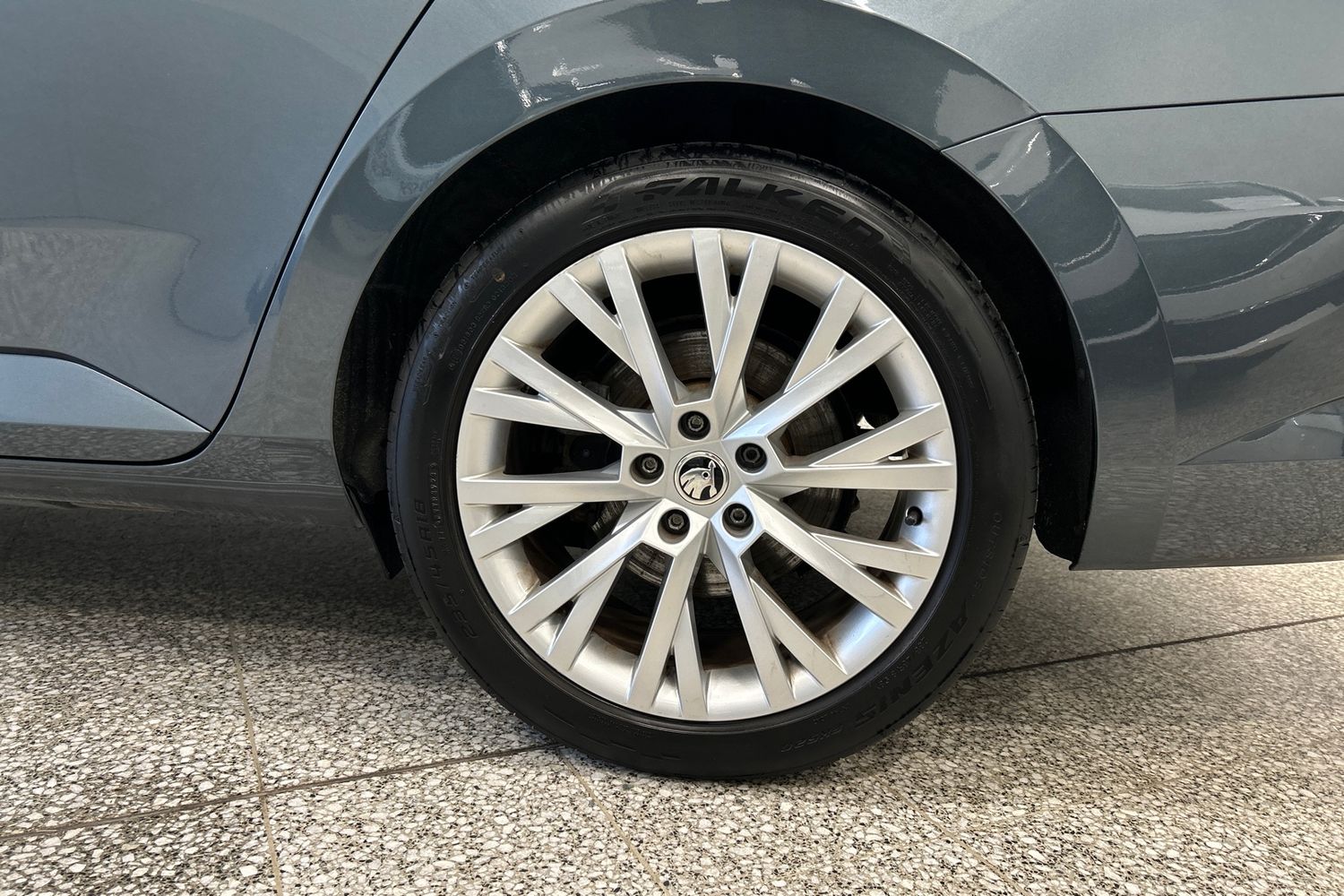 SKODA Superb 12