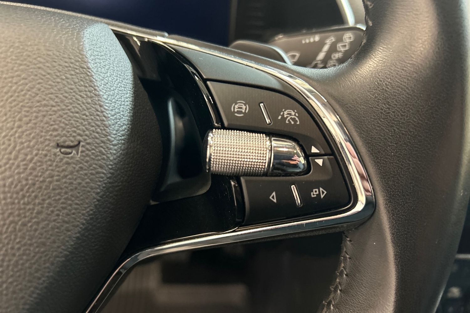 SKODA Superb 18