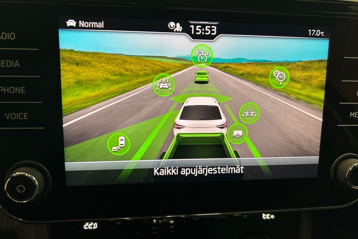SKODA Superb 23