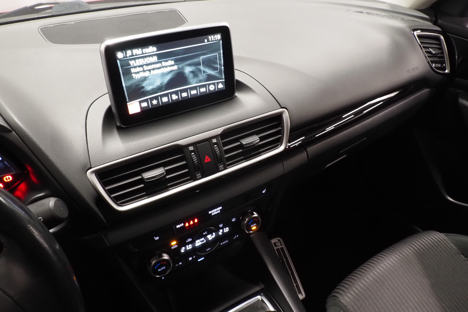 Mazda Mazda3 17