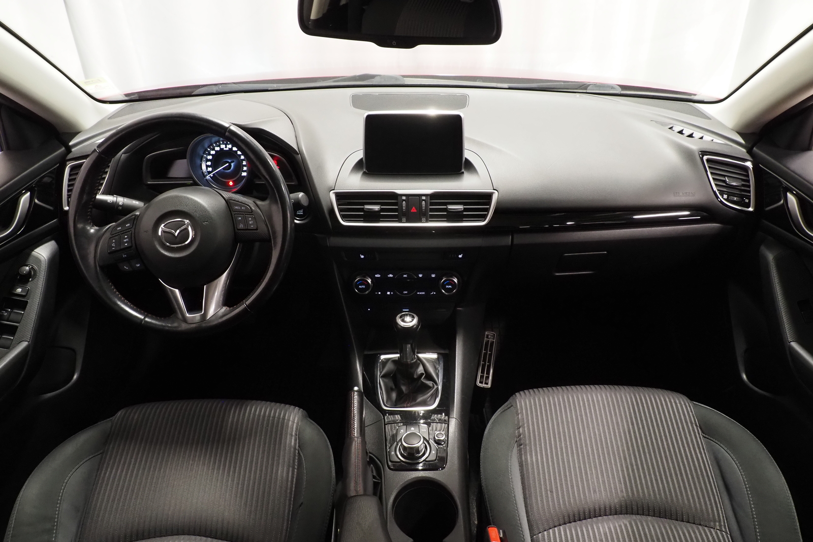 Mazda Mazda3 6