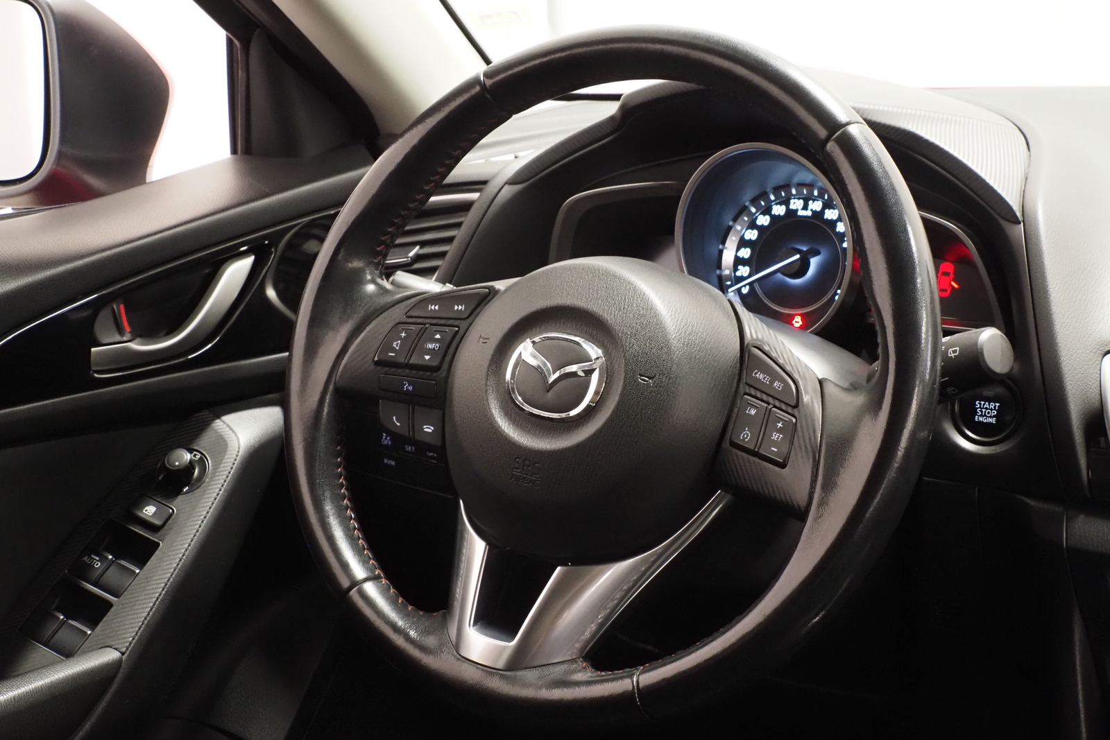 Mazda Mazda3 8