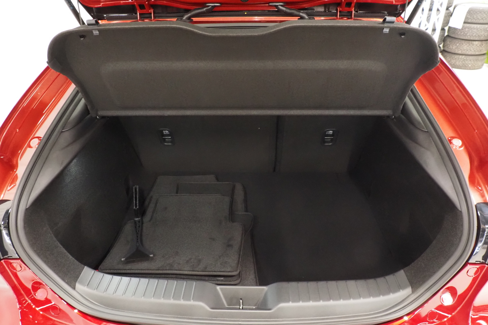 Mazda Mazda3 13
