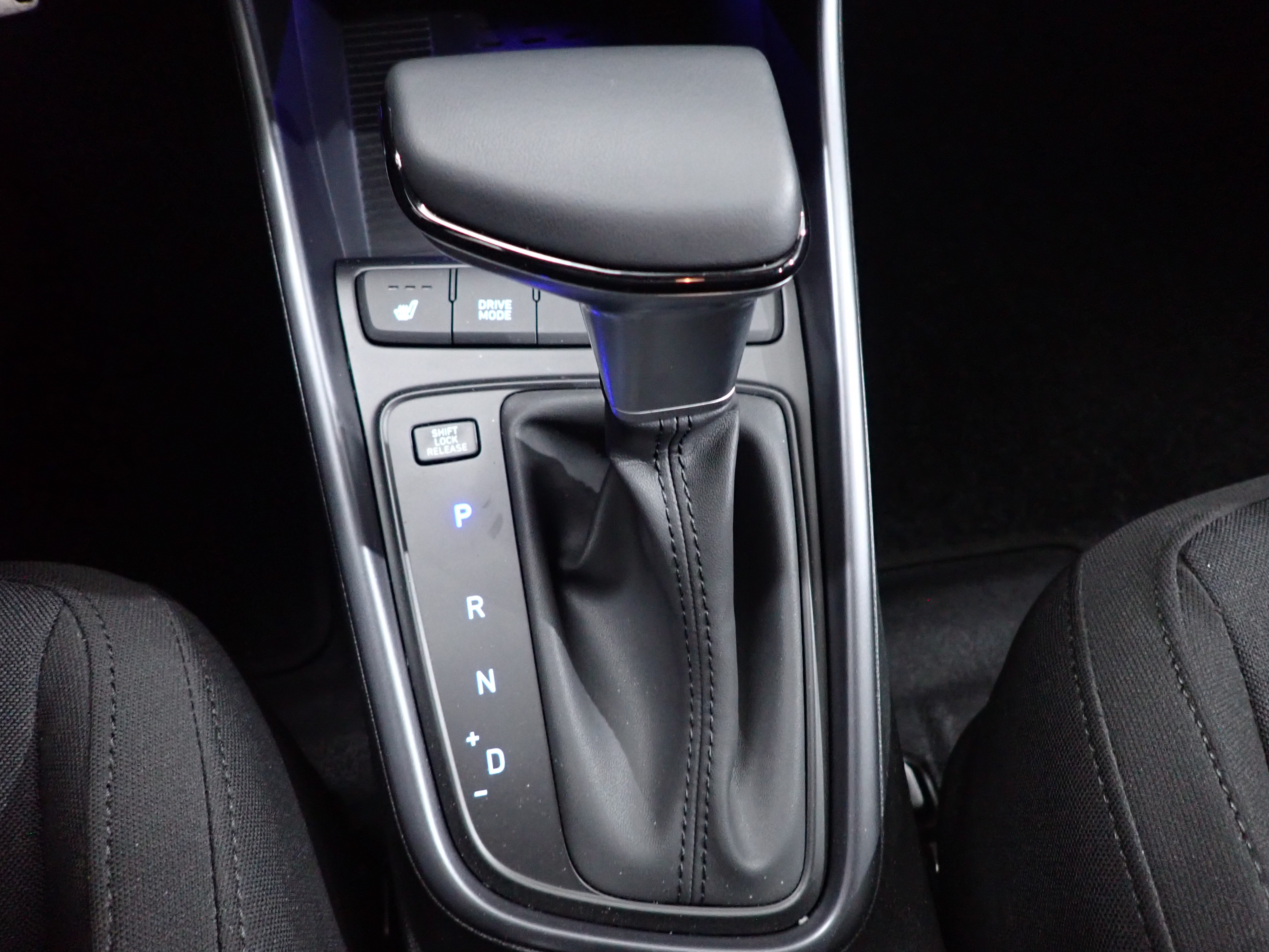 HYUNDAI BAYON Cross 2025