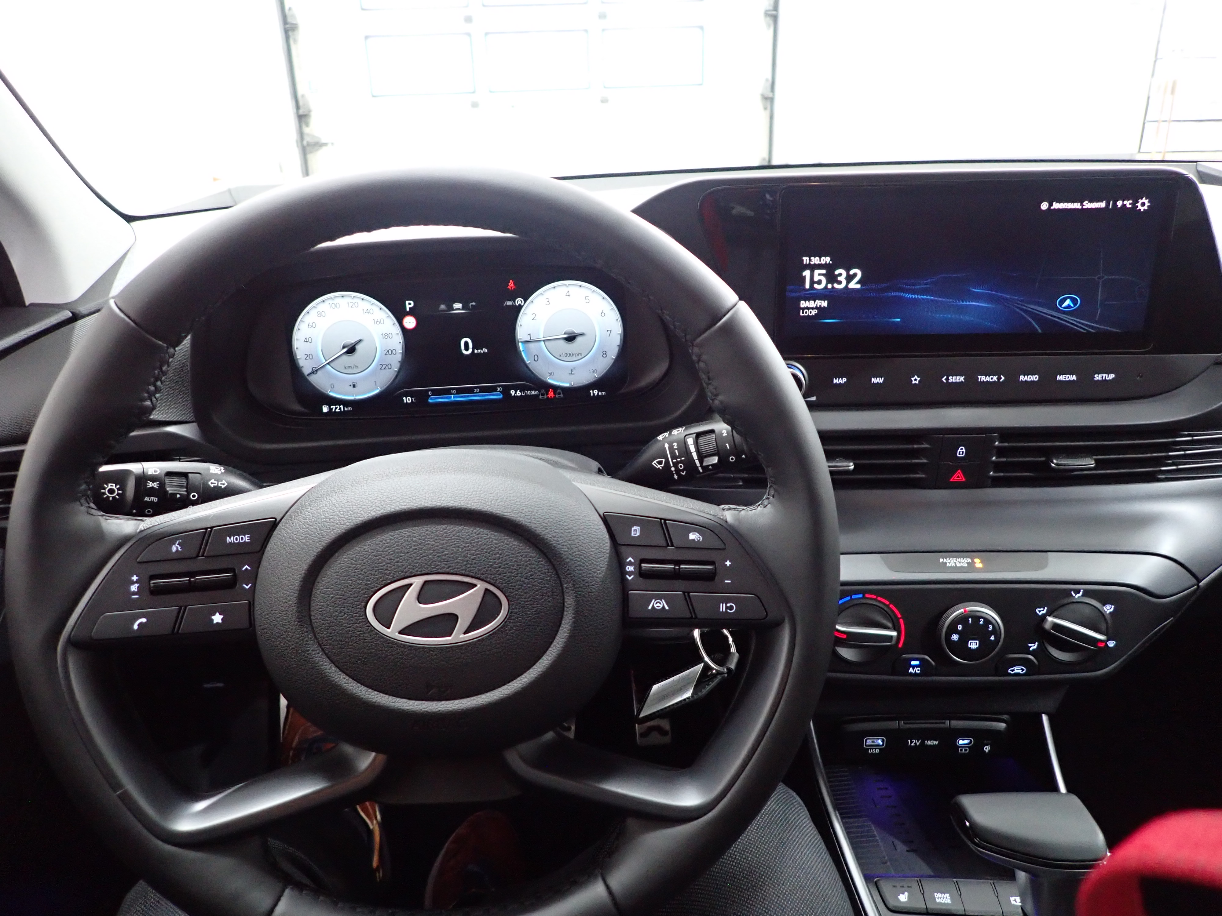 HYUNDAI BAYON Cross 2025