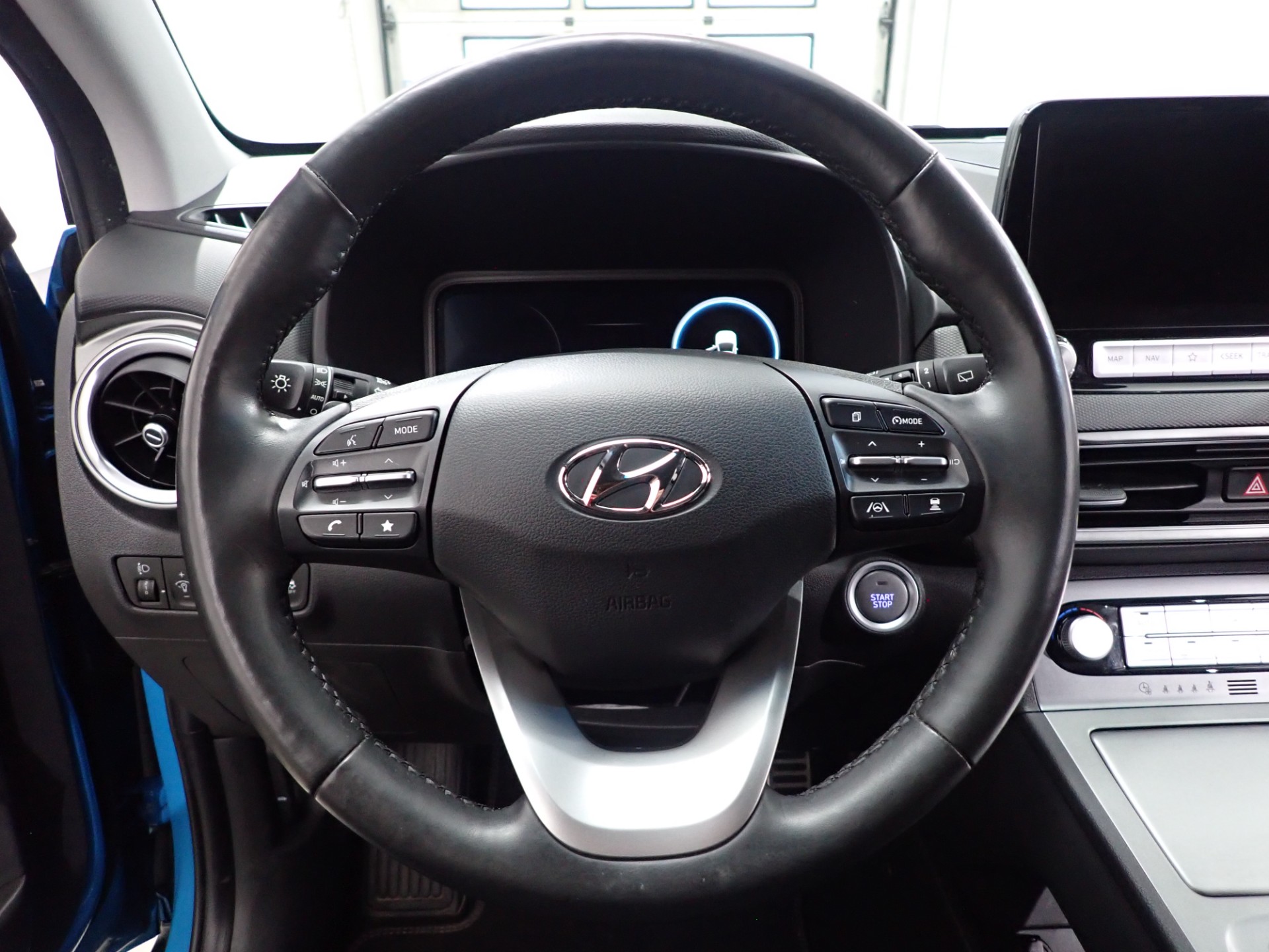 HYUNDAI KONA 2021