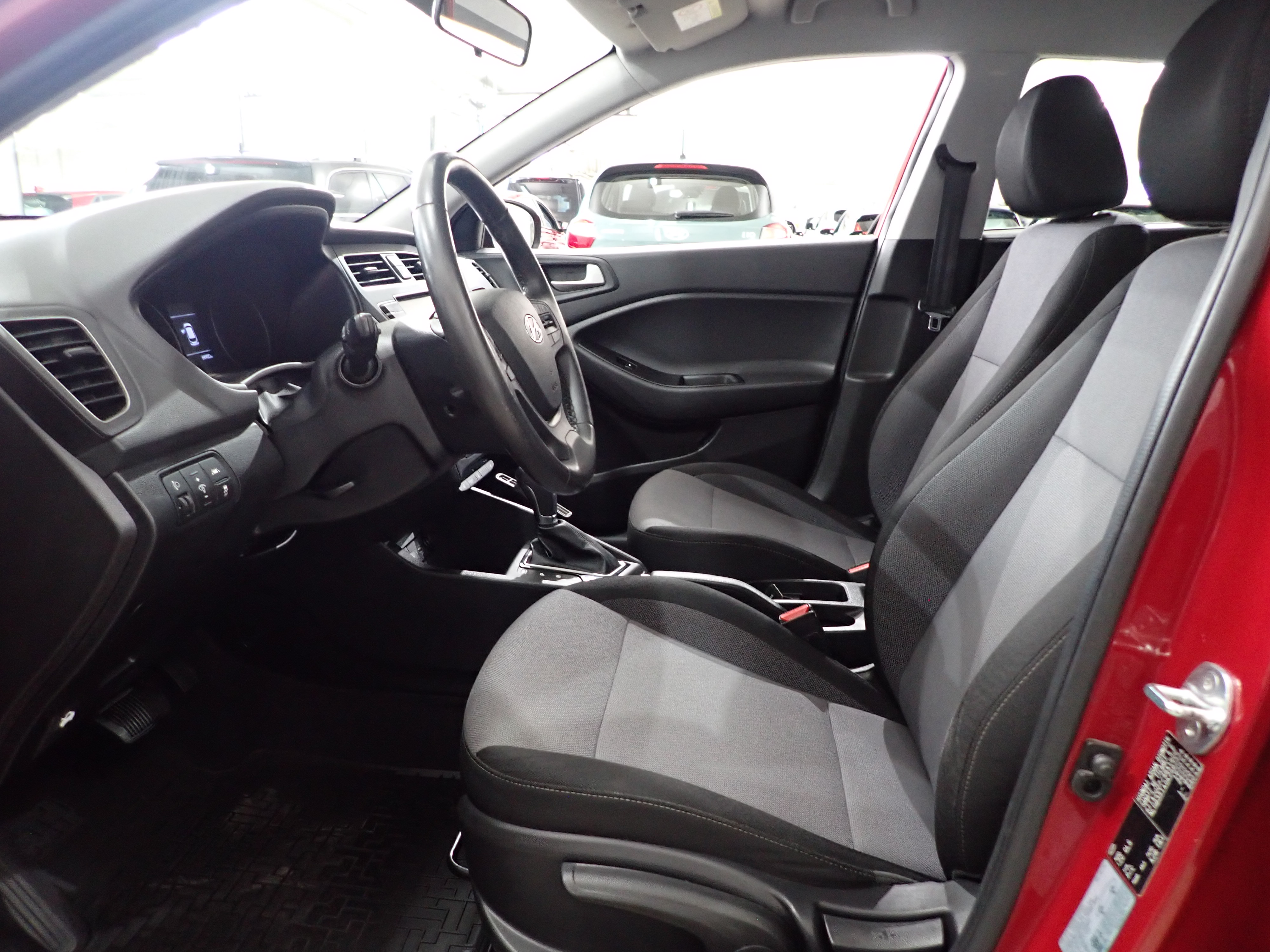 HYUNDAI i20 Hatchback 2019