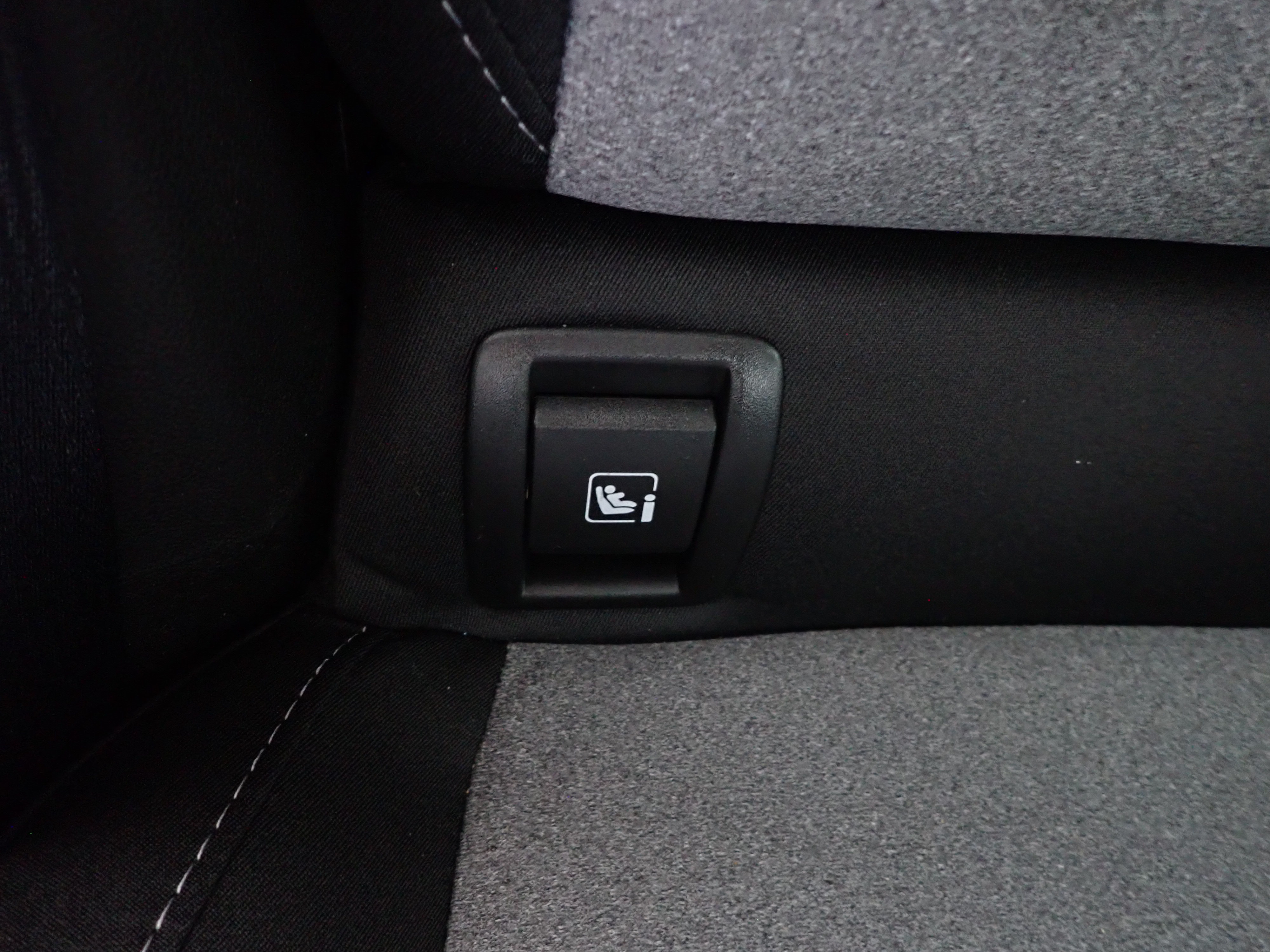 RENAULT CLIO 2024