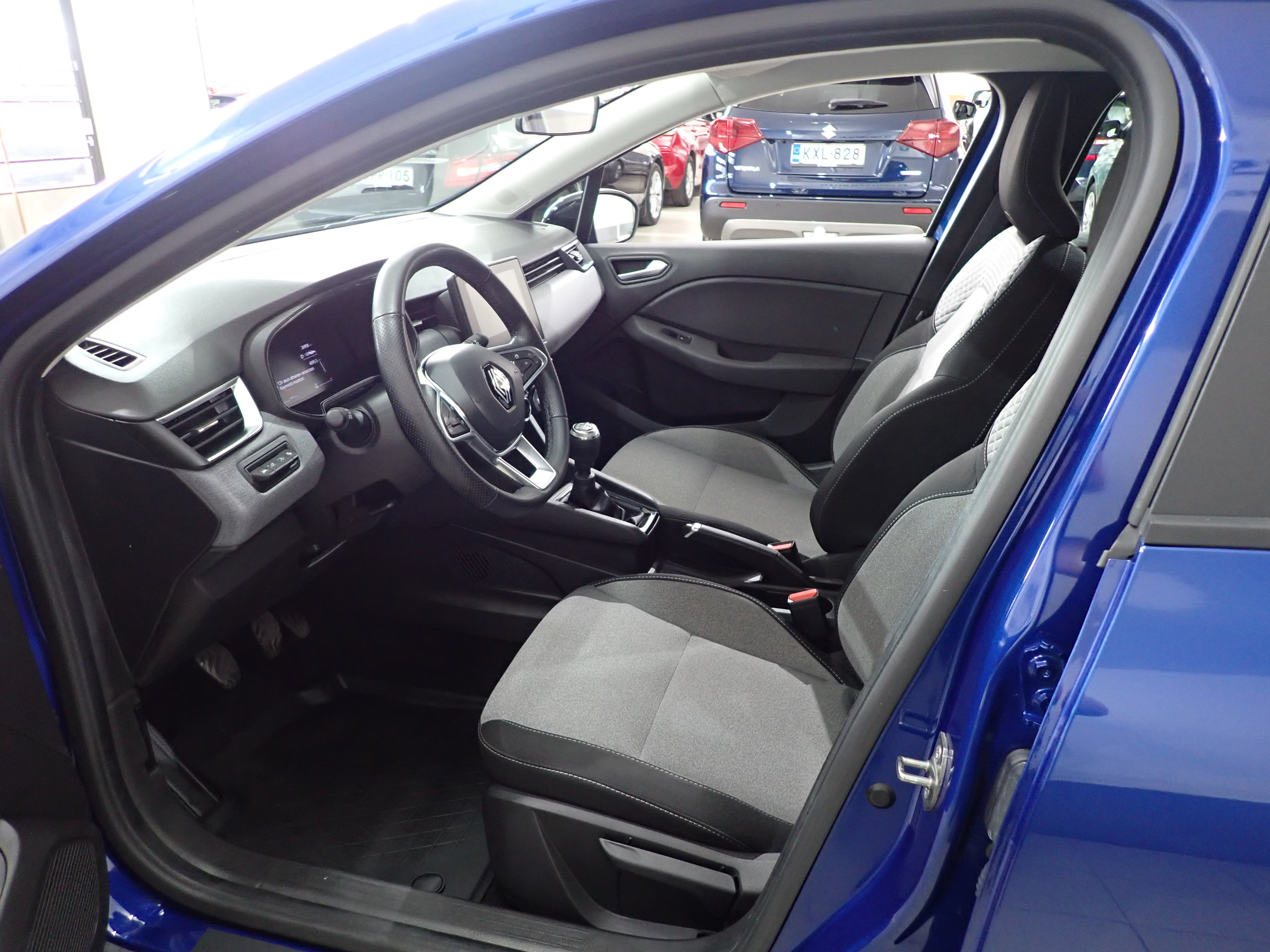 RENAULT CLIO 2024