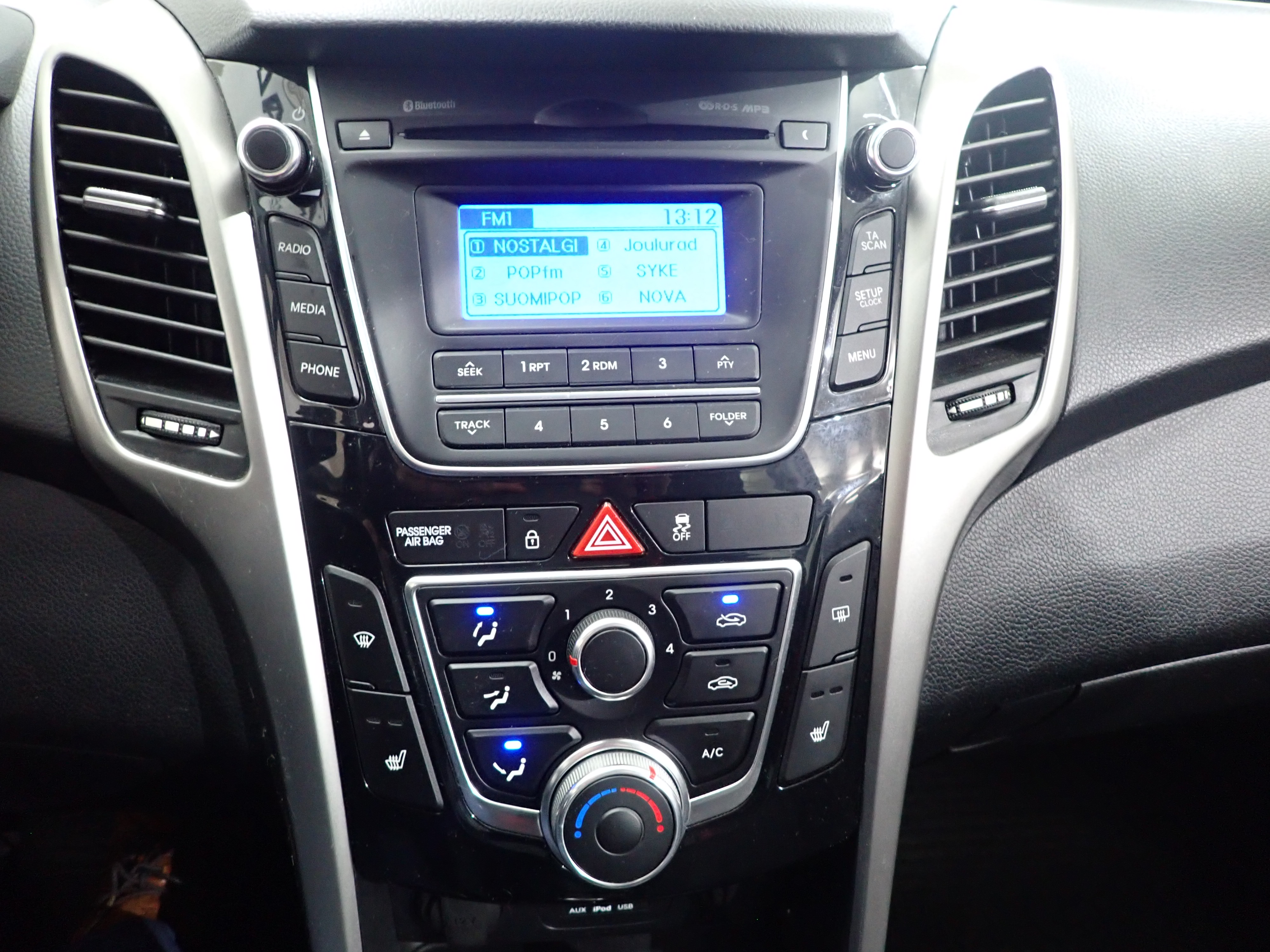 HYUNDAI i30 5d 2013