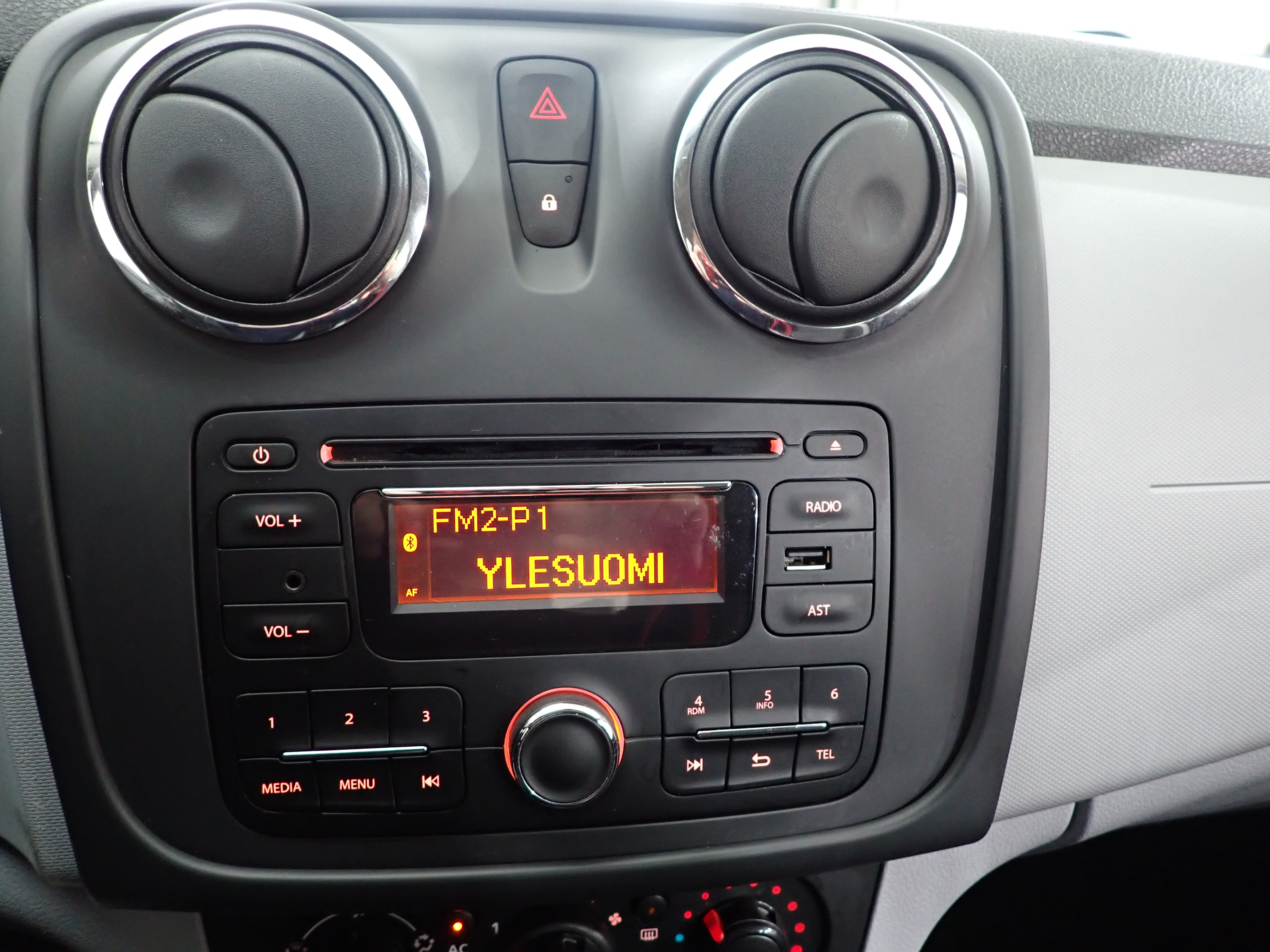 DACIA Sandero 2014