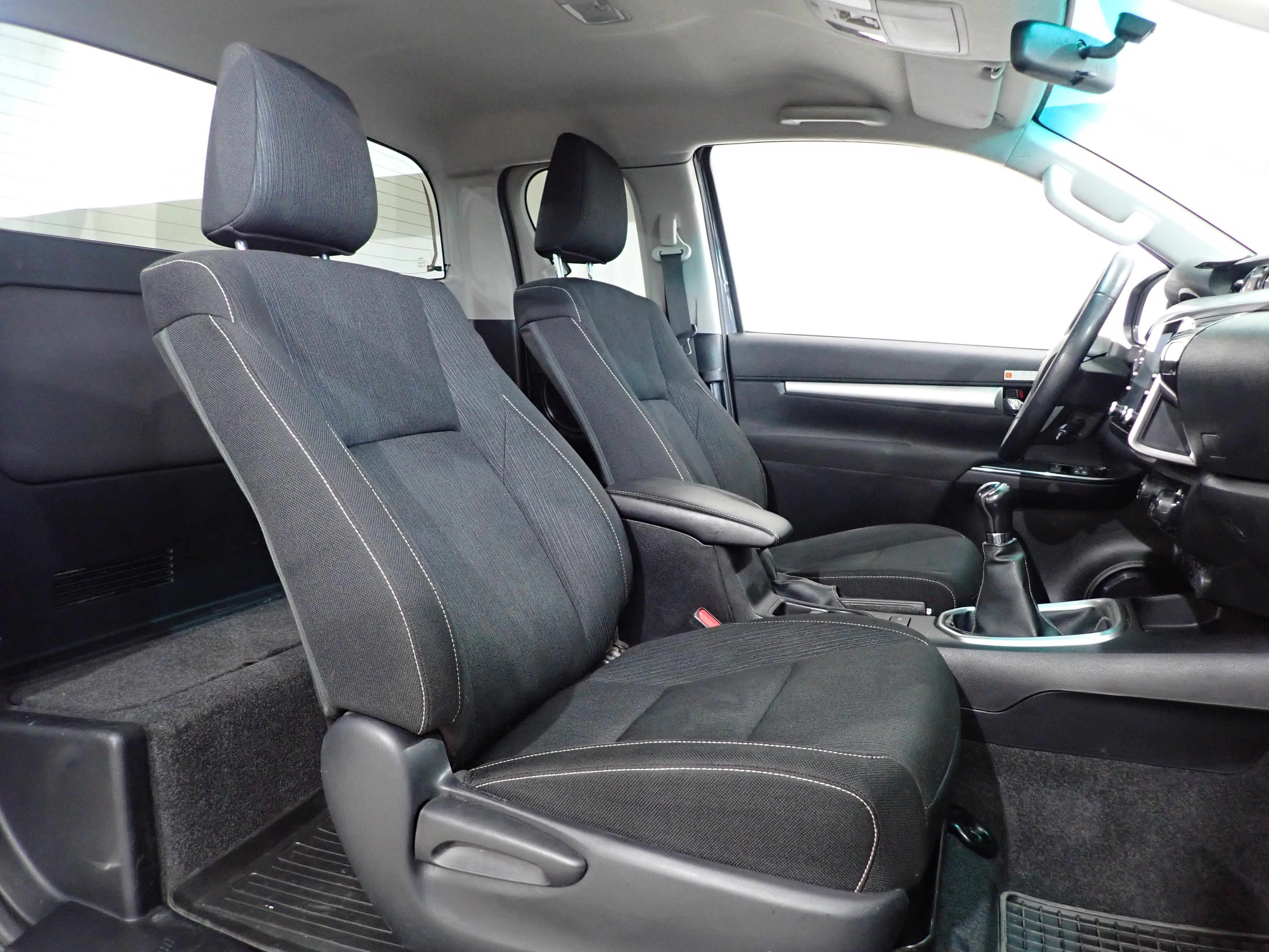 TOYOTA HILUX 2022