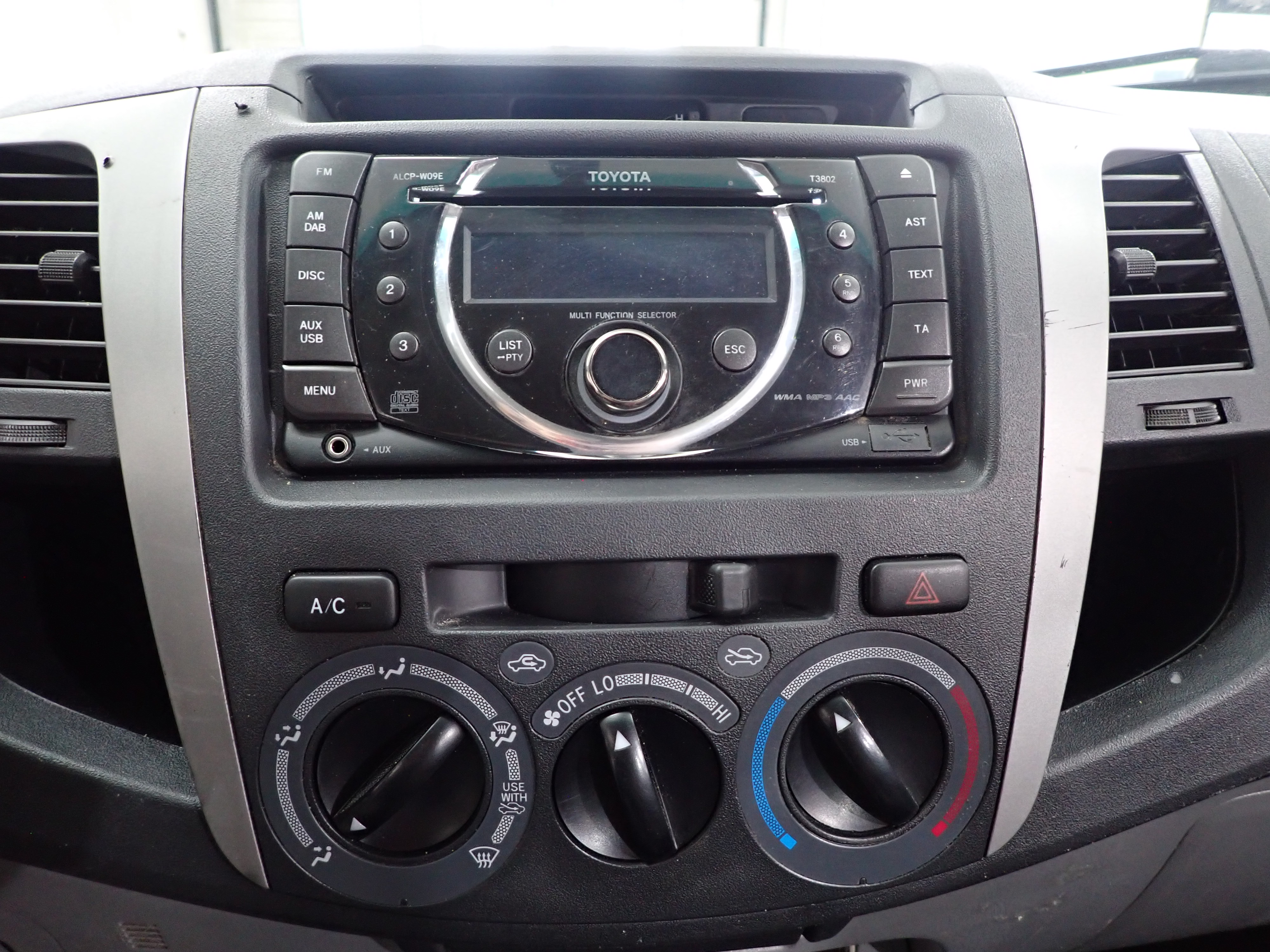 TOYOTA HILUX 2010