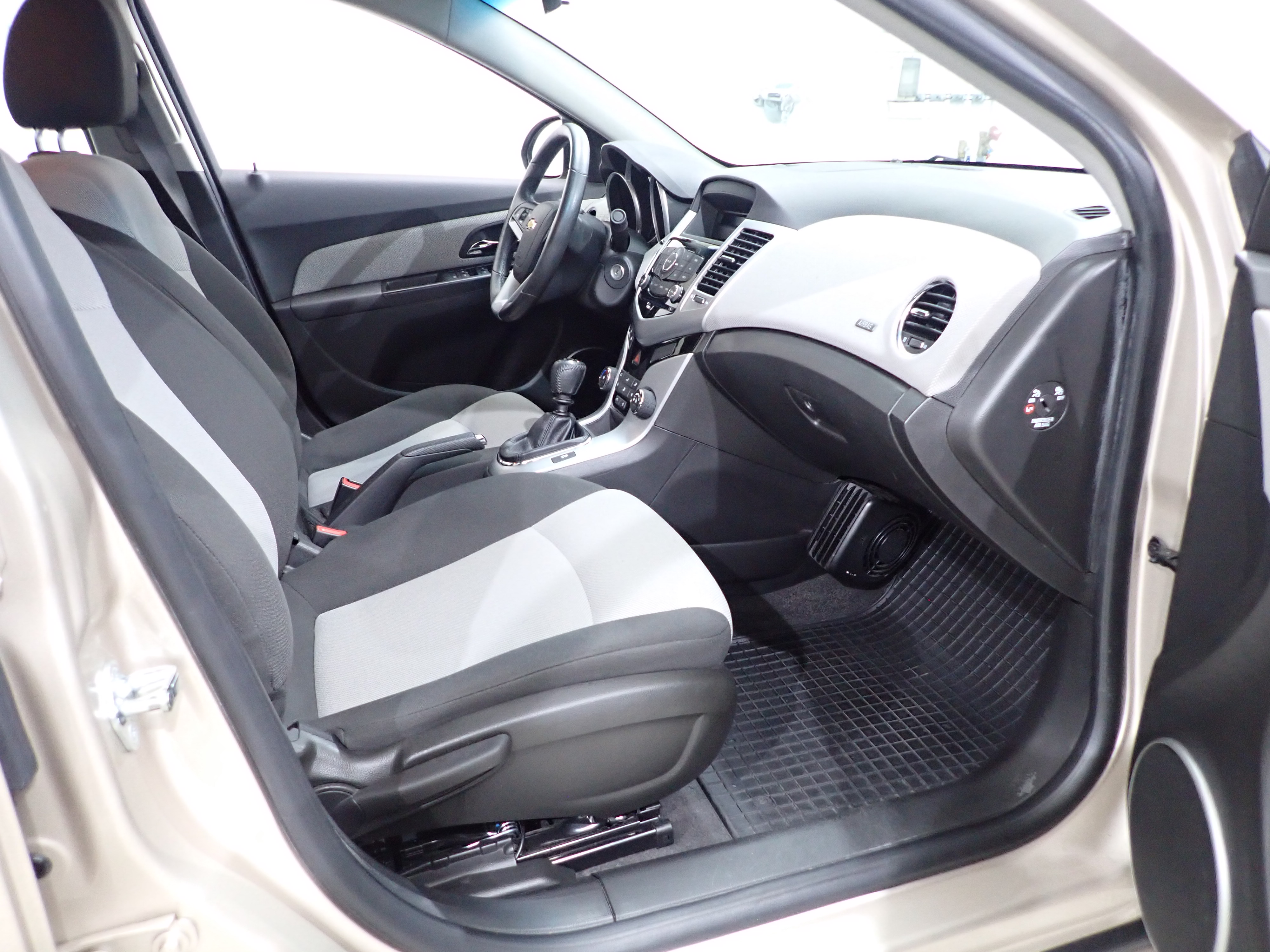 CHEVROLET Cruze 2011