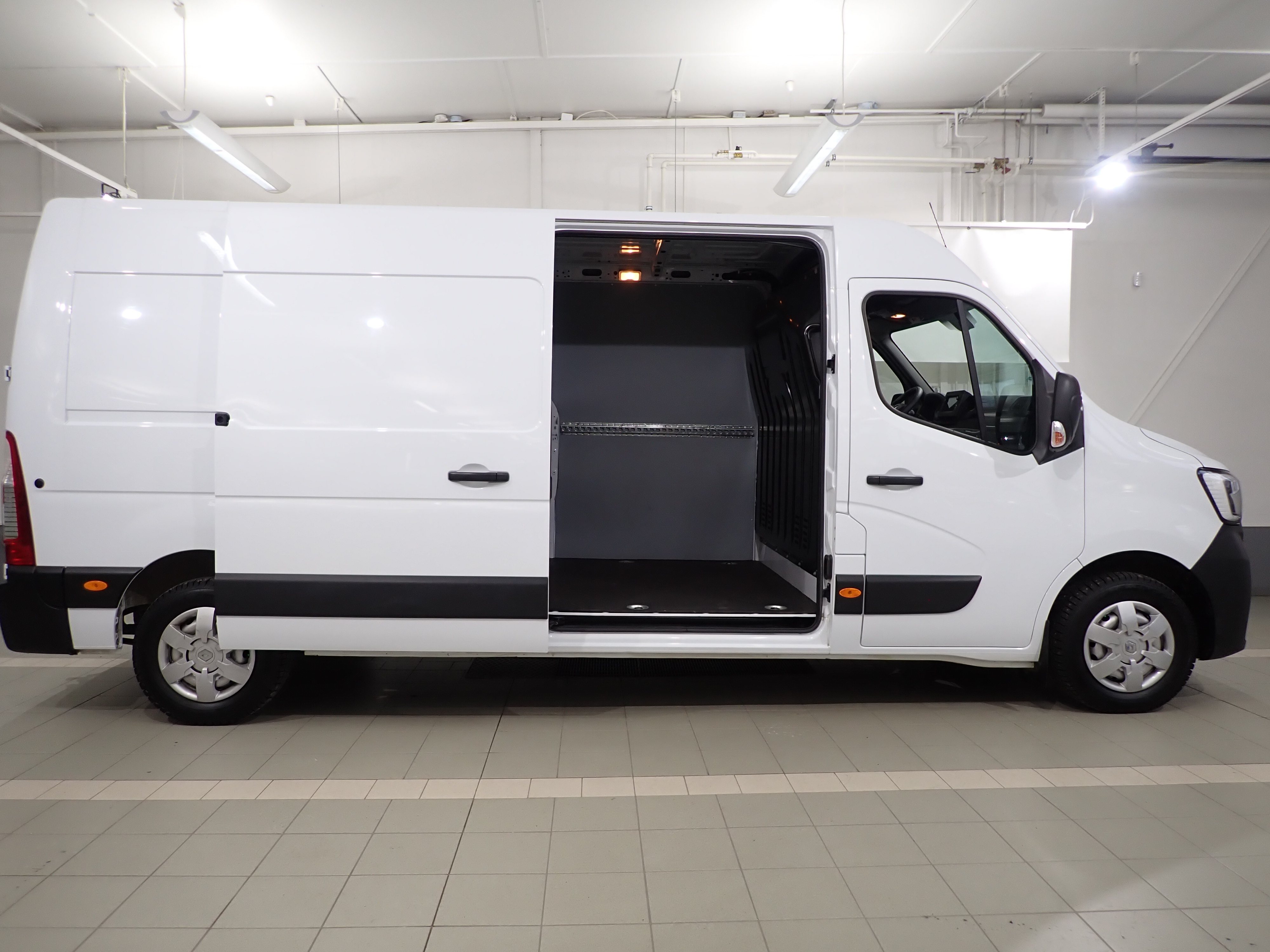 RENAULT Master 2023