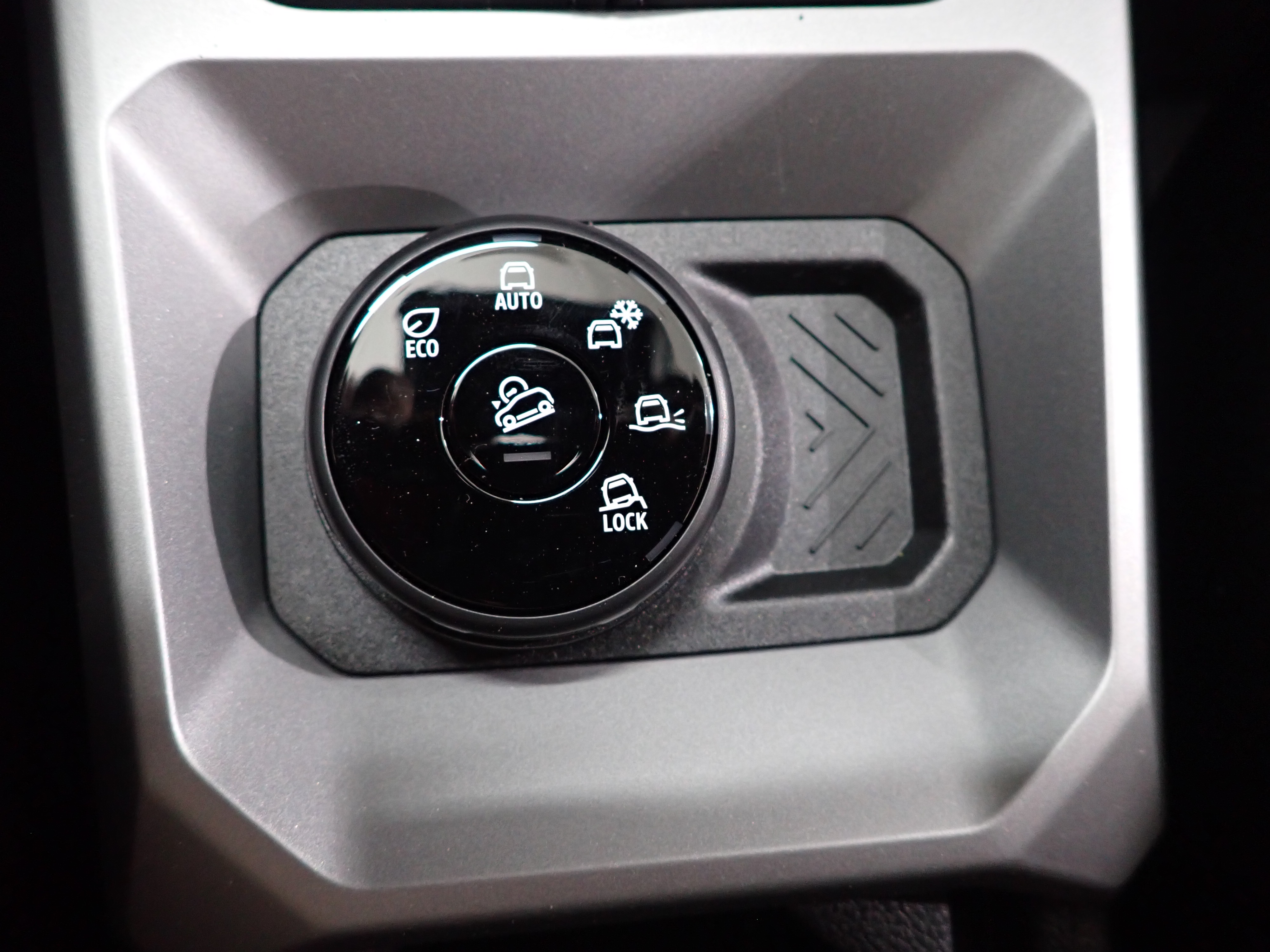 DACIA Duster 2026