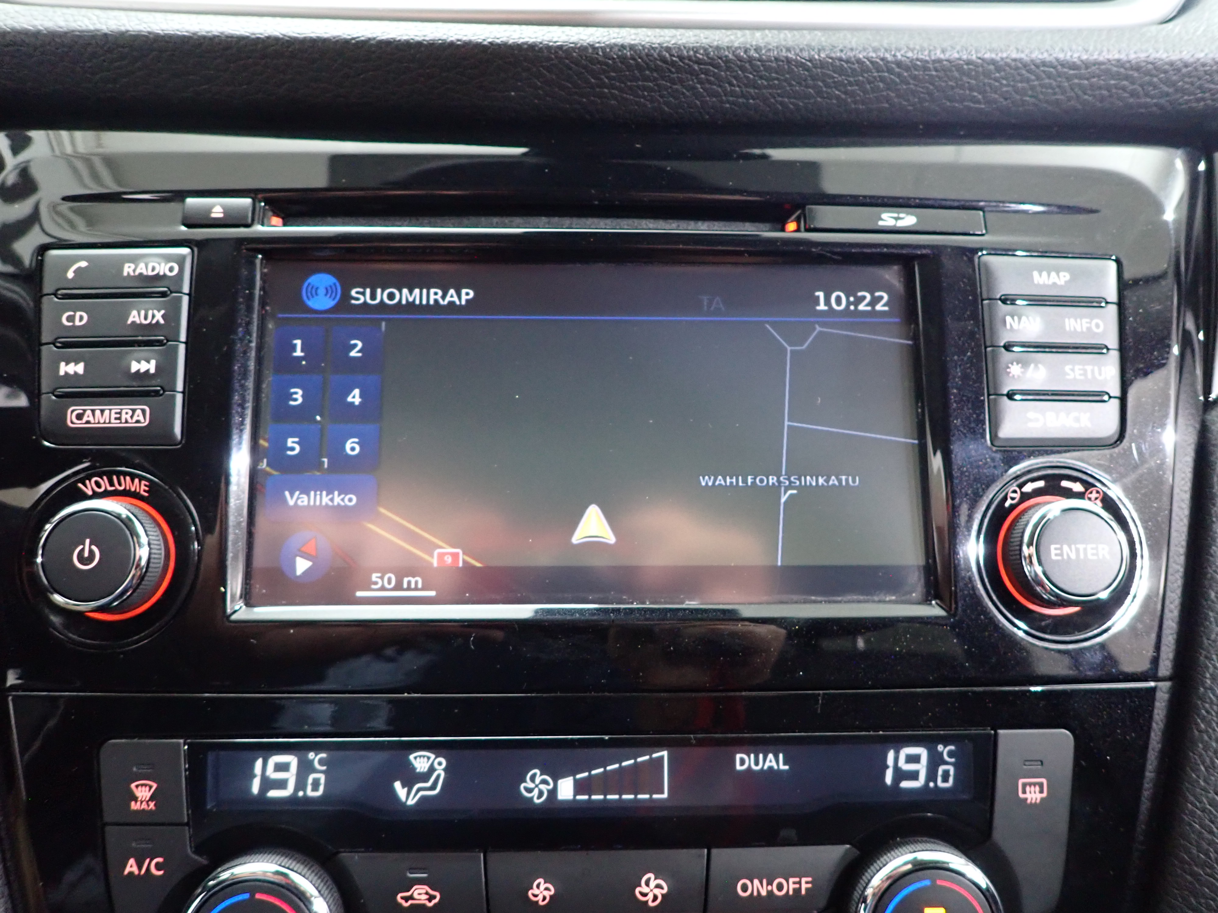 NISSAN Qashqai 2017