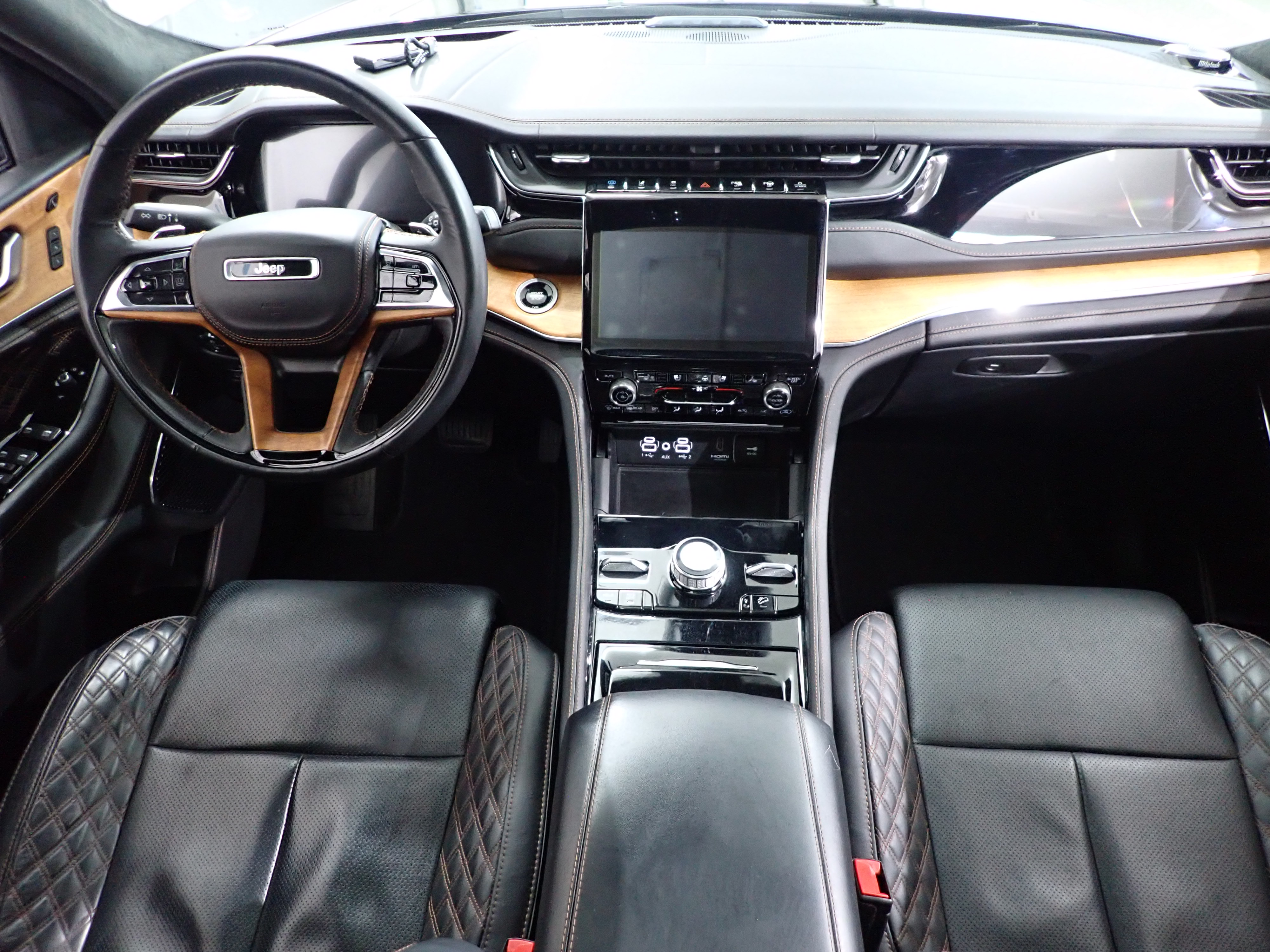 JEEP Grand Cherokee 2024