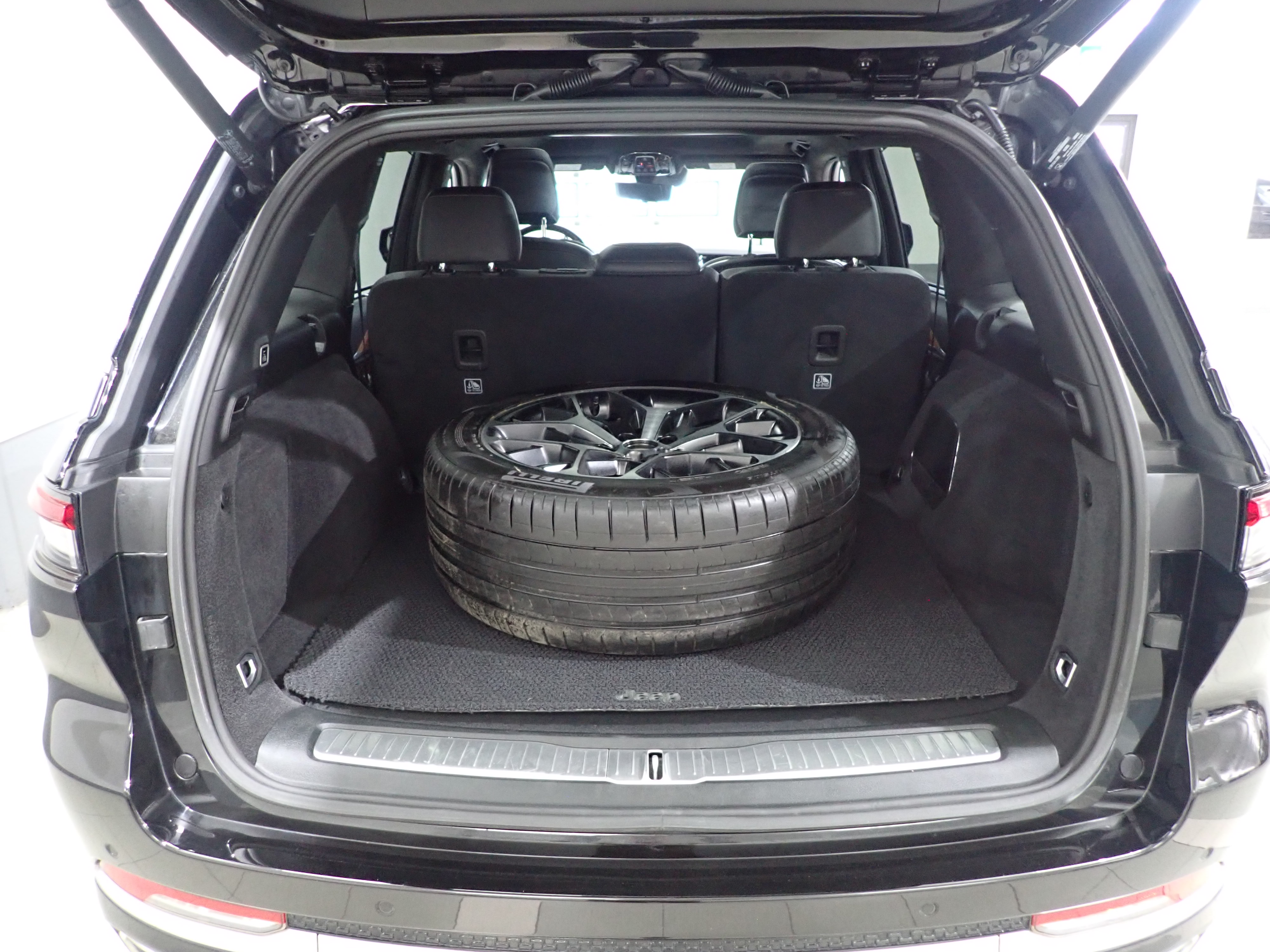 JEEP Grand Cherokee 2024