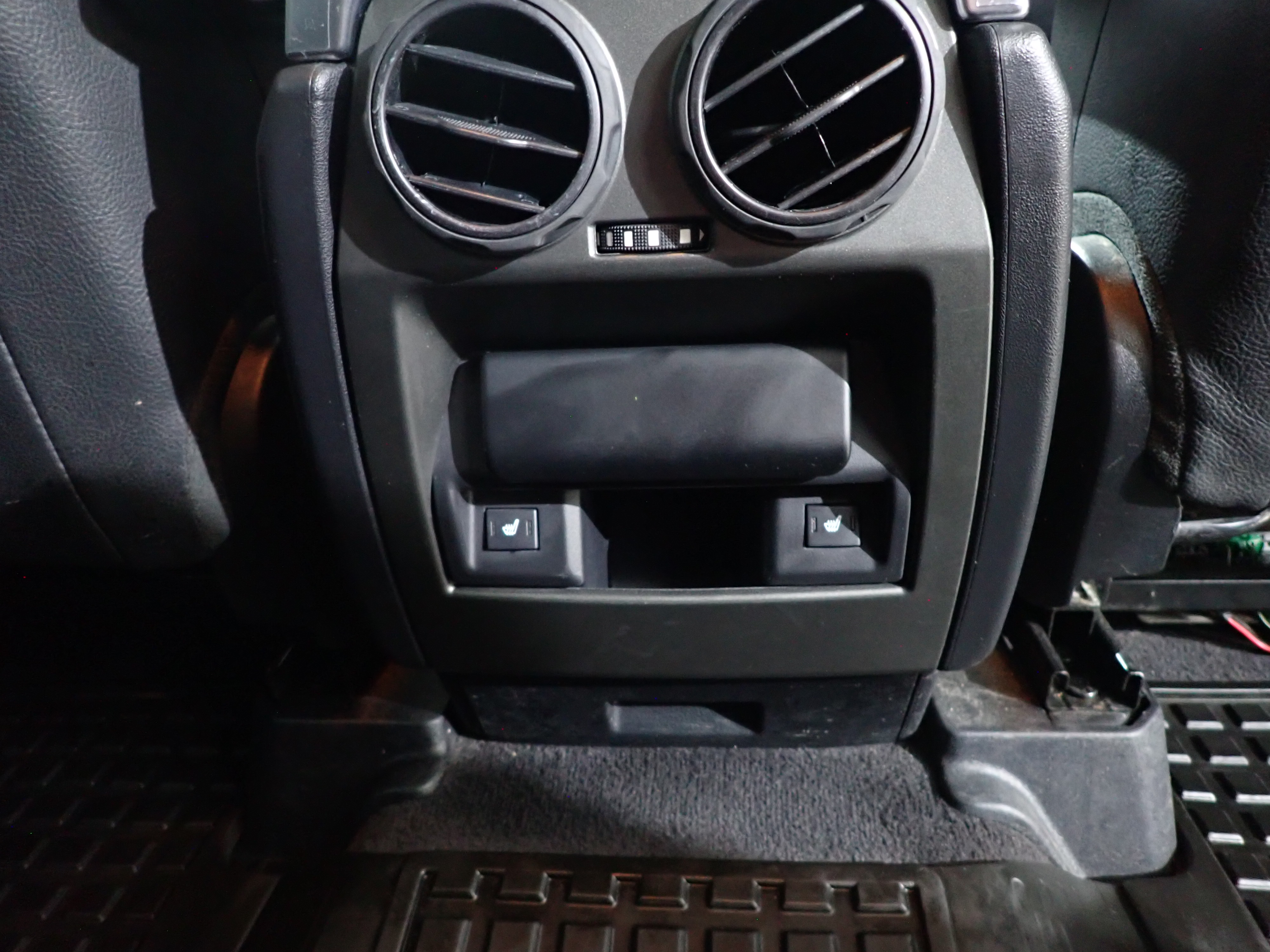 LAND ROVER DISCOVERY 2011