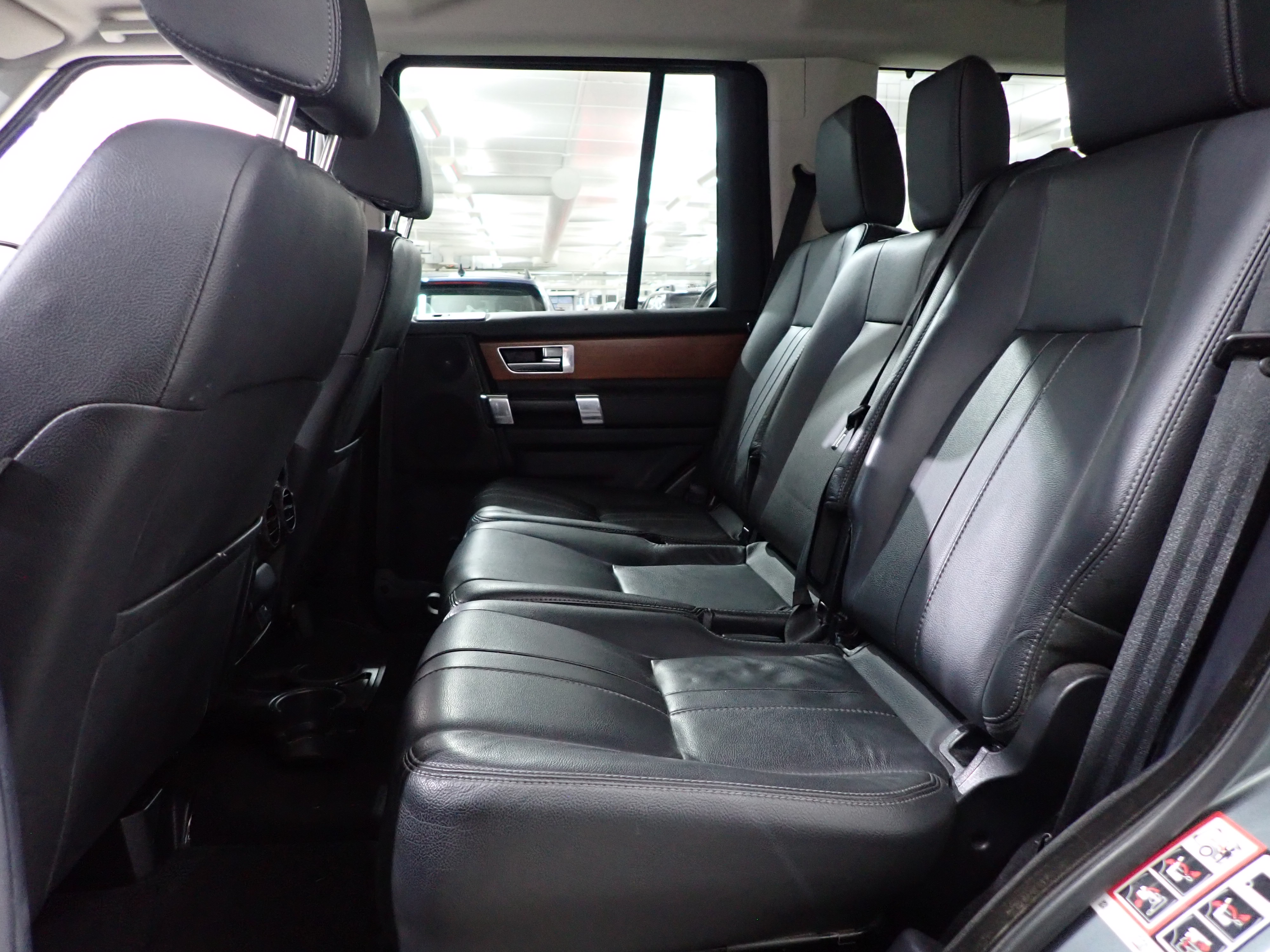 LAND ROVER DISCOVERY 2015