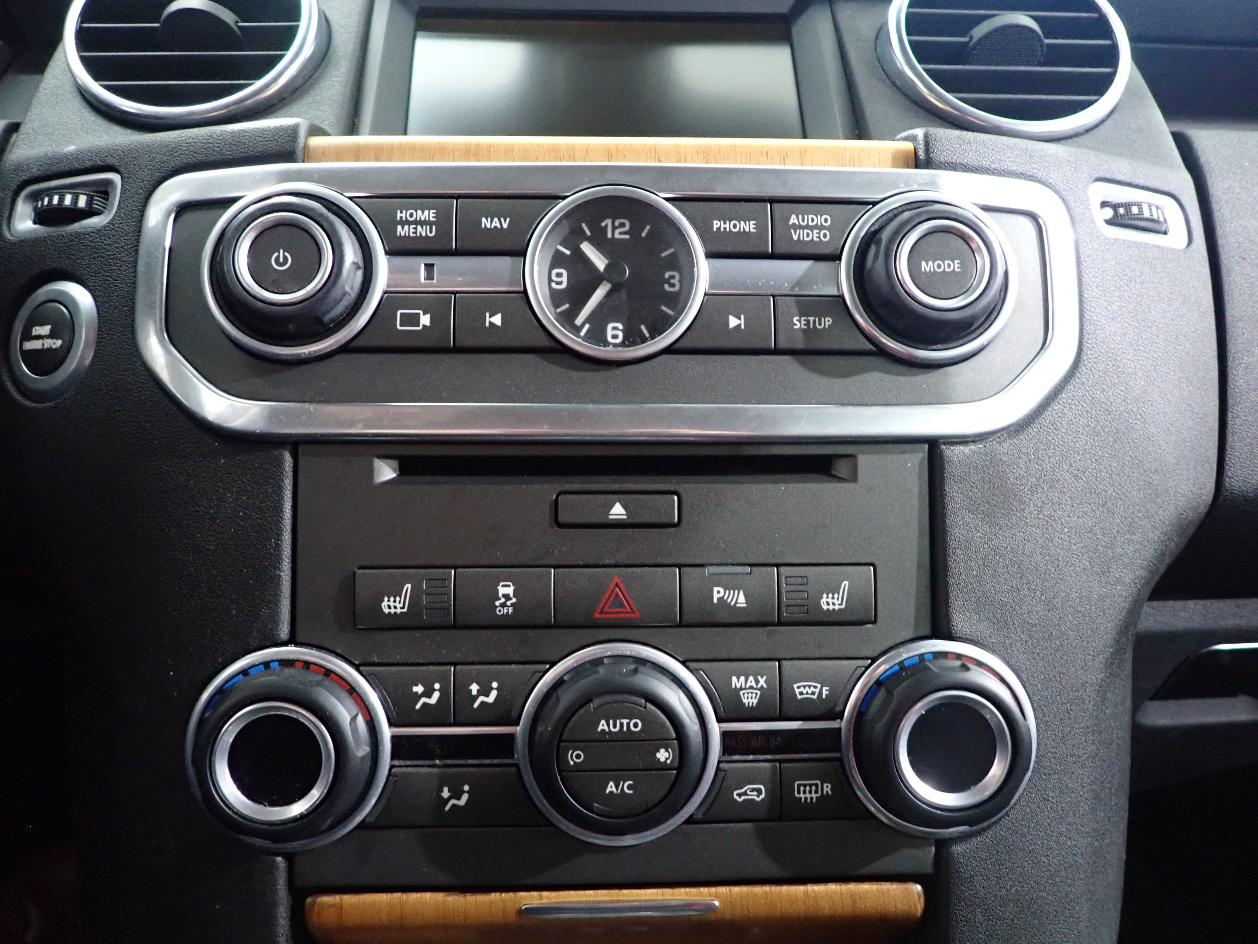 LAND ROVER DISCOVERY 2015