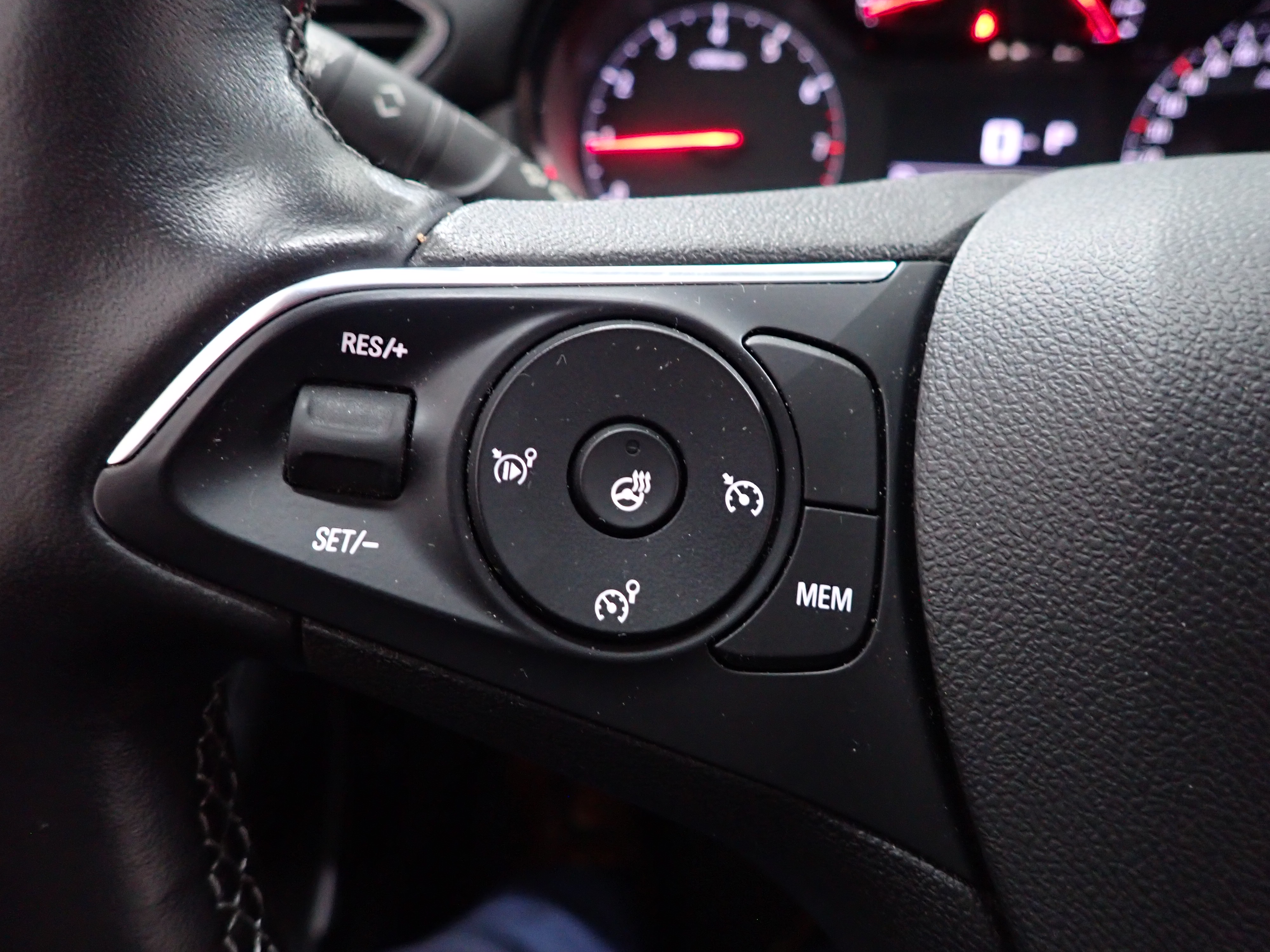 OPEL Crossland X 2018