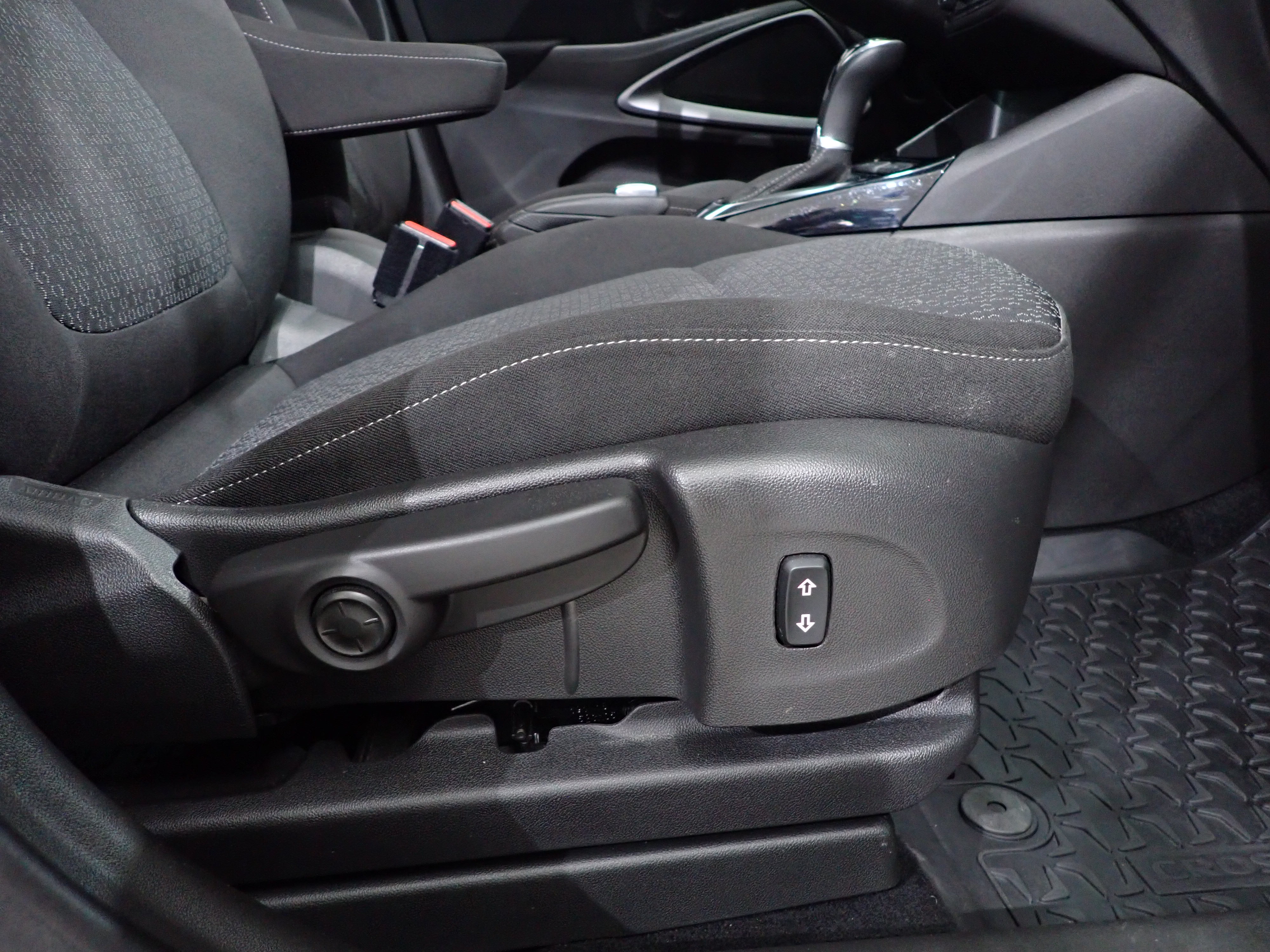 OPEL Crossland X 2018