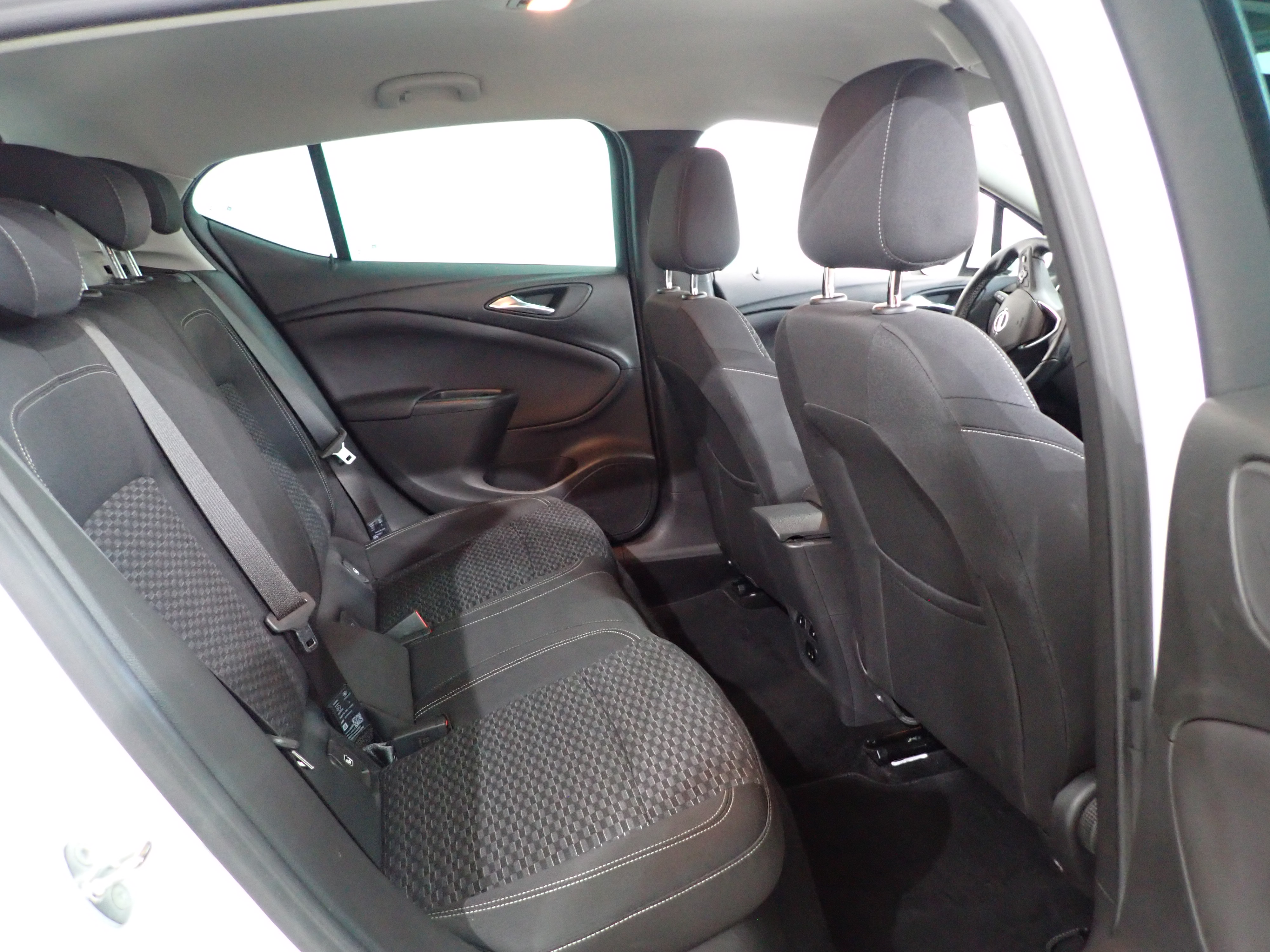 OPEL ASTRA 2017