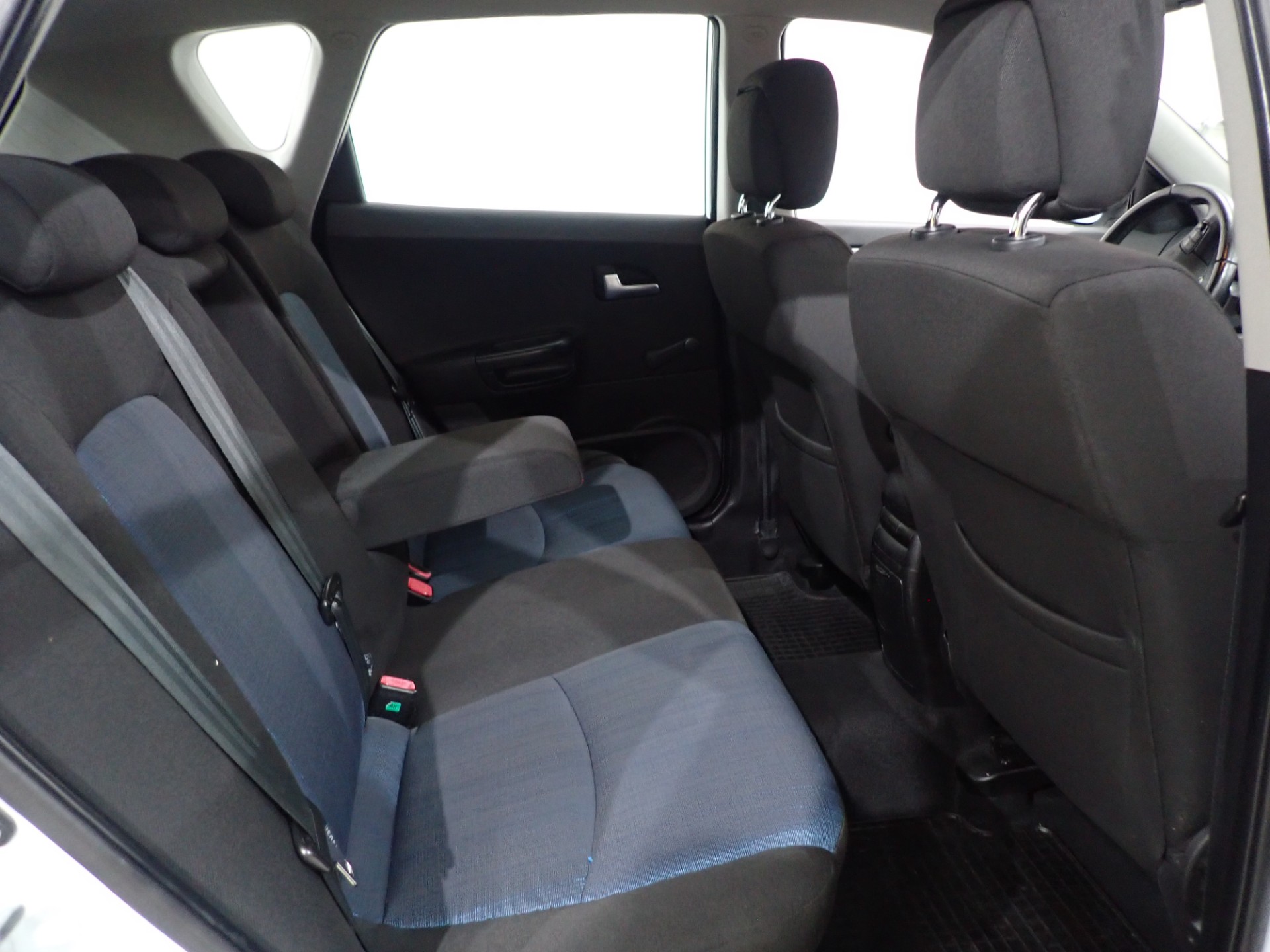 KIA cee'd 2010