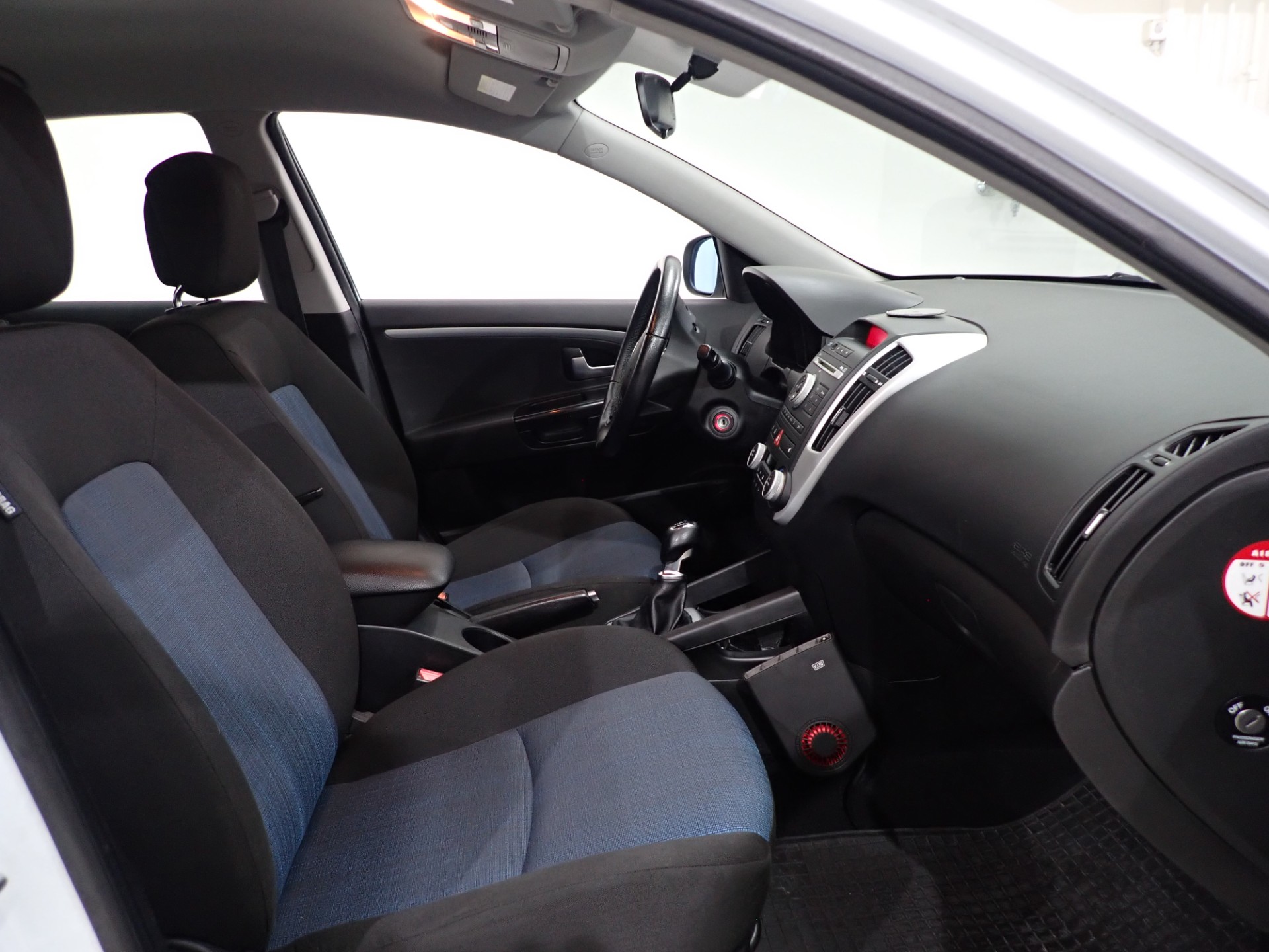 KIA cee'd 2010