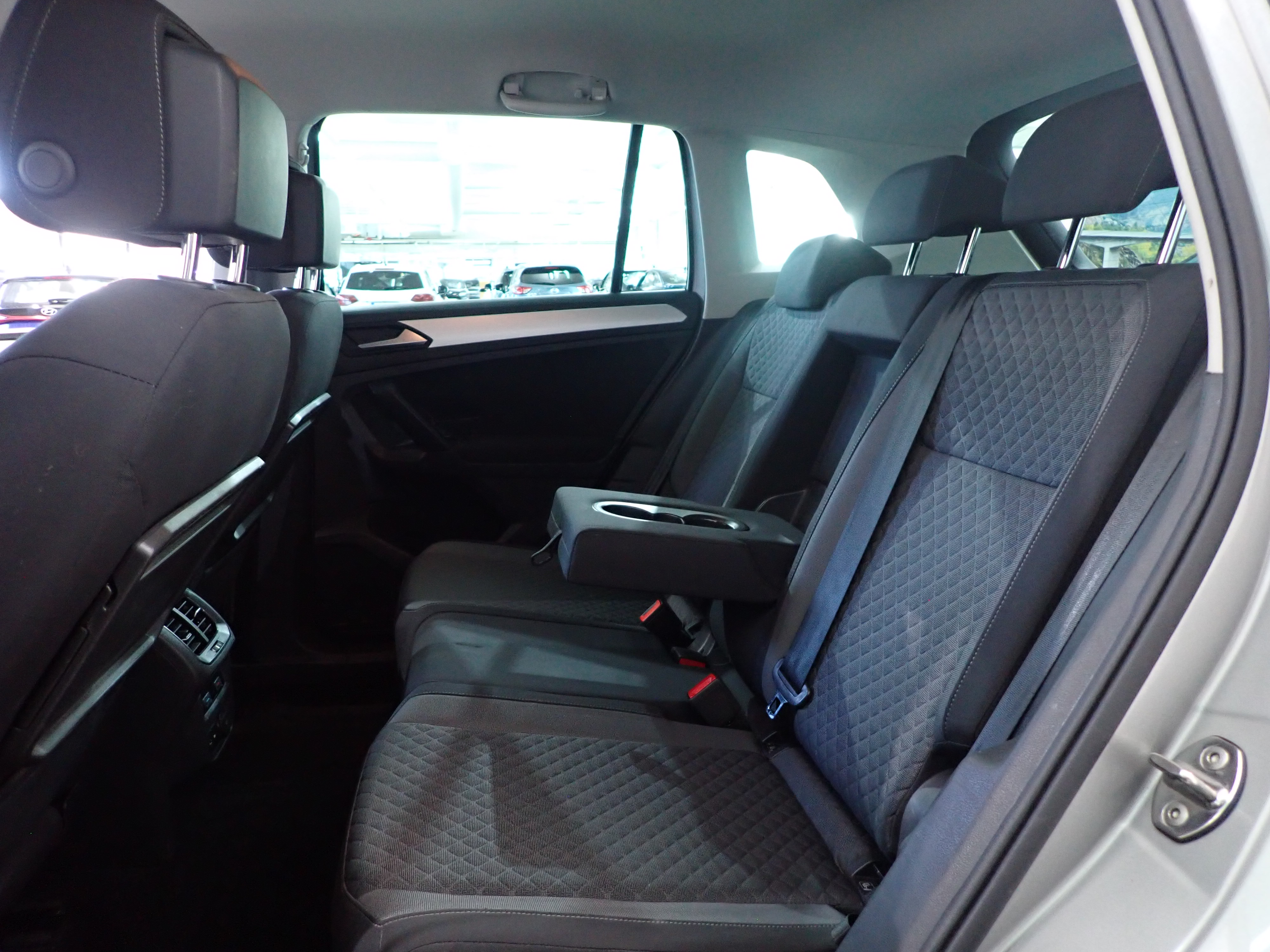 VOLKSWAGEN Tiguan 2019