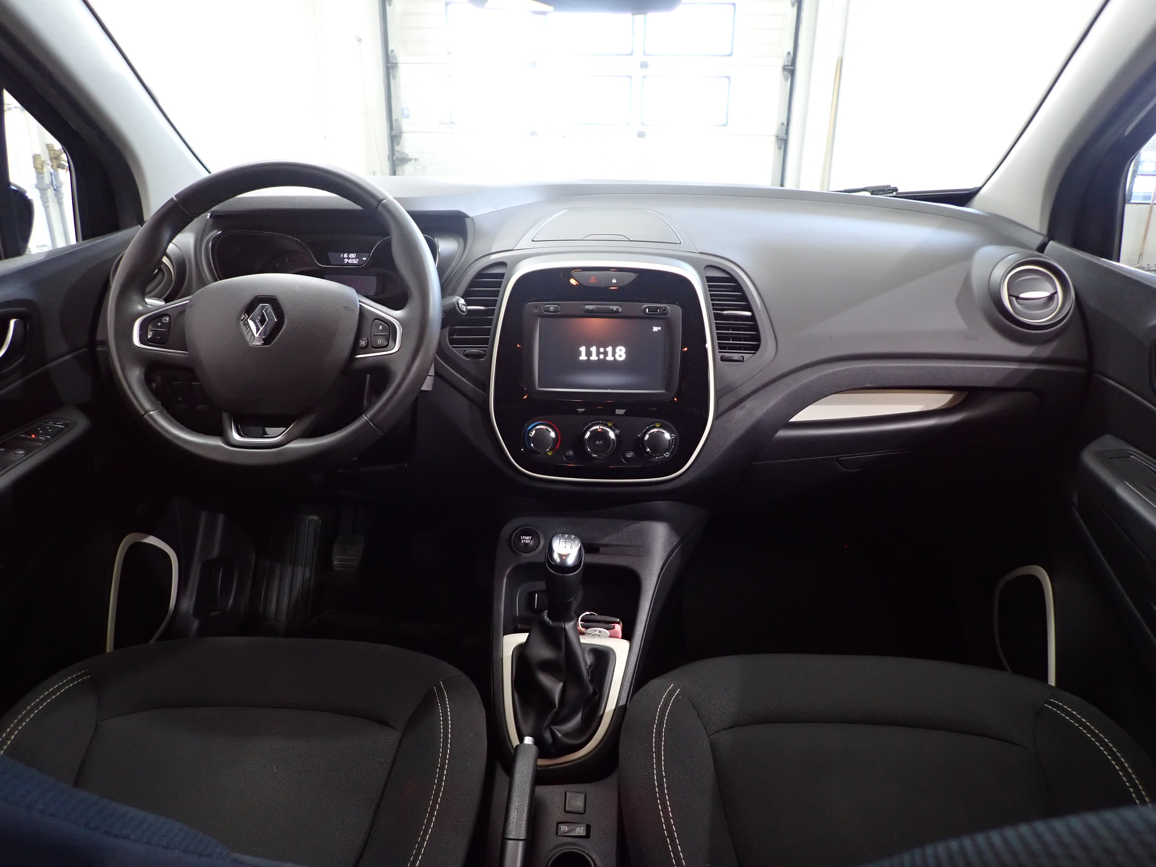 RENAULT Captur 2018