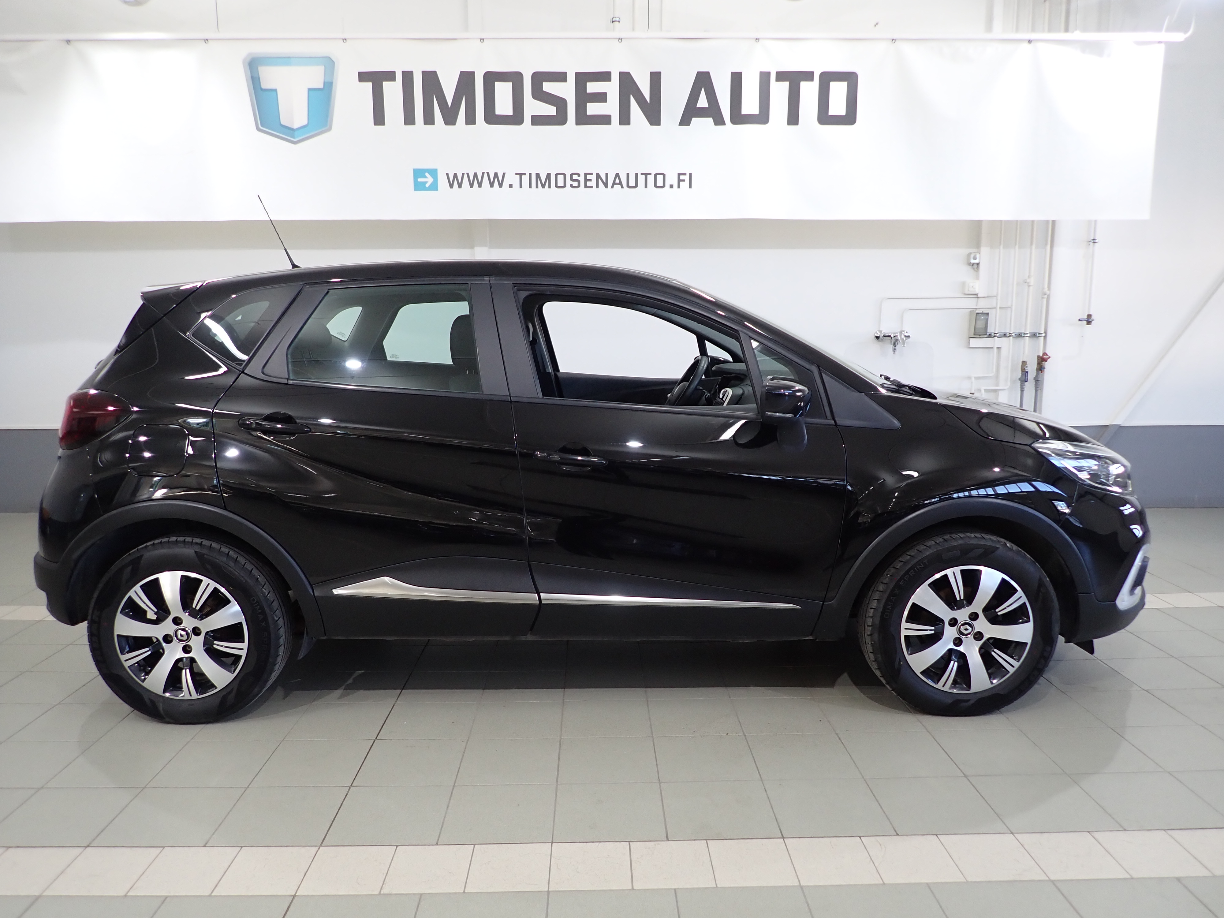 RENAULT Captur 2018