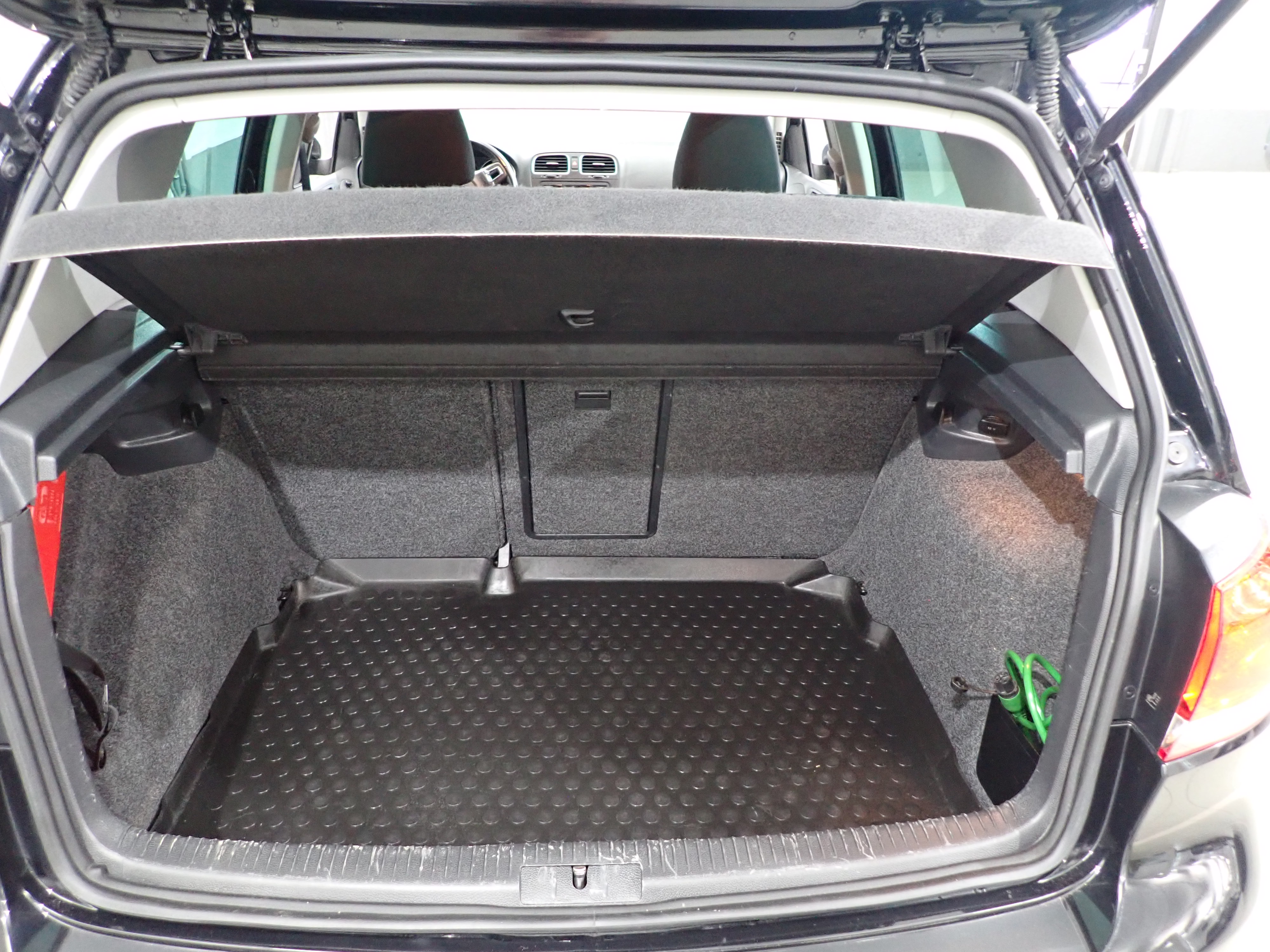 VOLKSWAGEN GOLF 2011