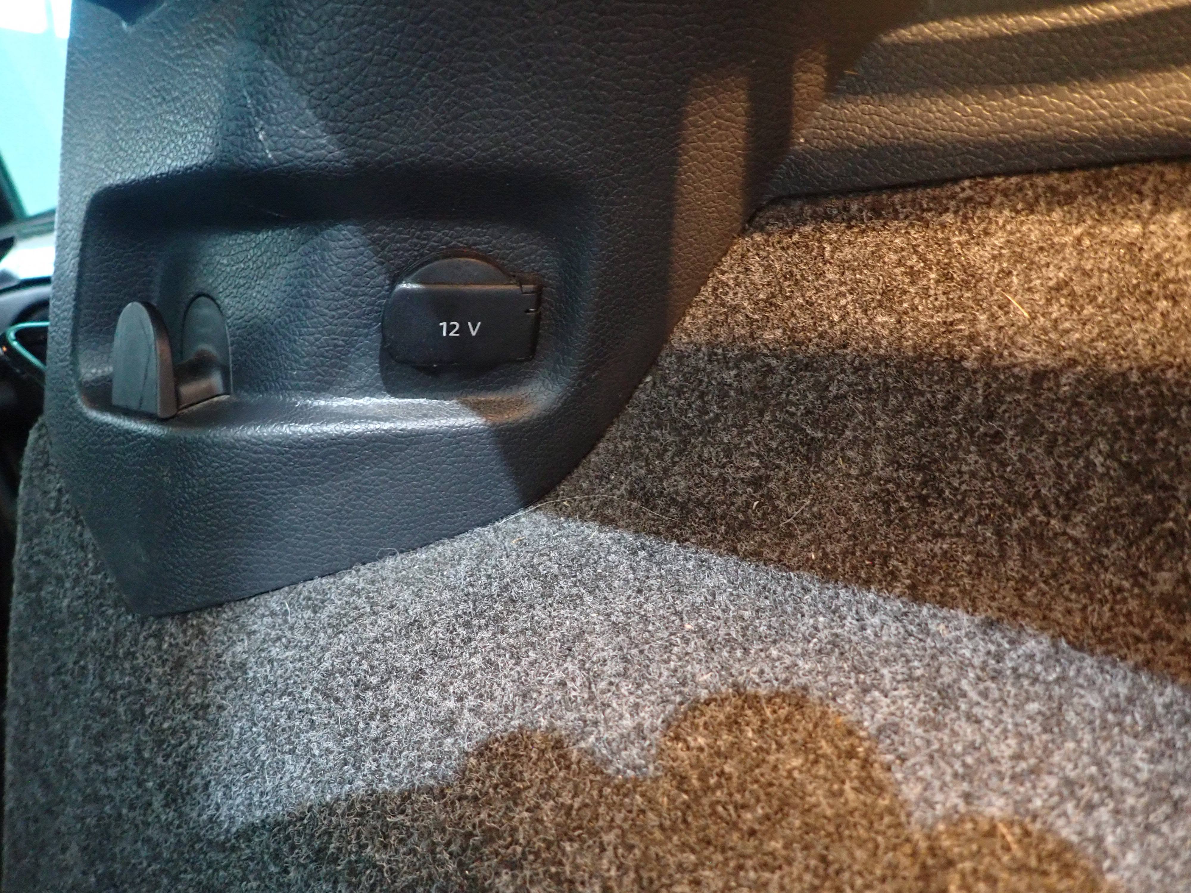 VOLKSWAGEN GOLF 2011