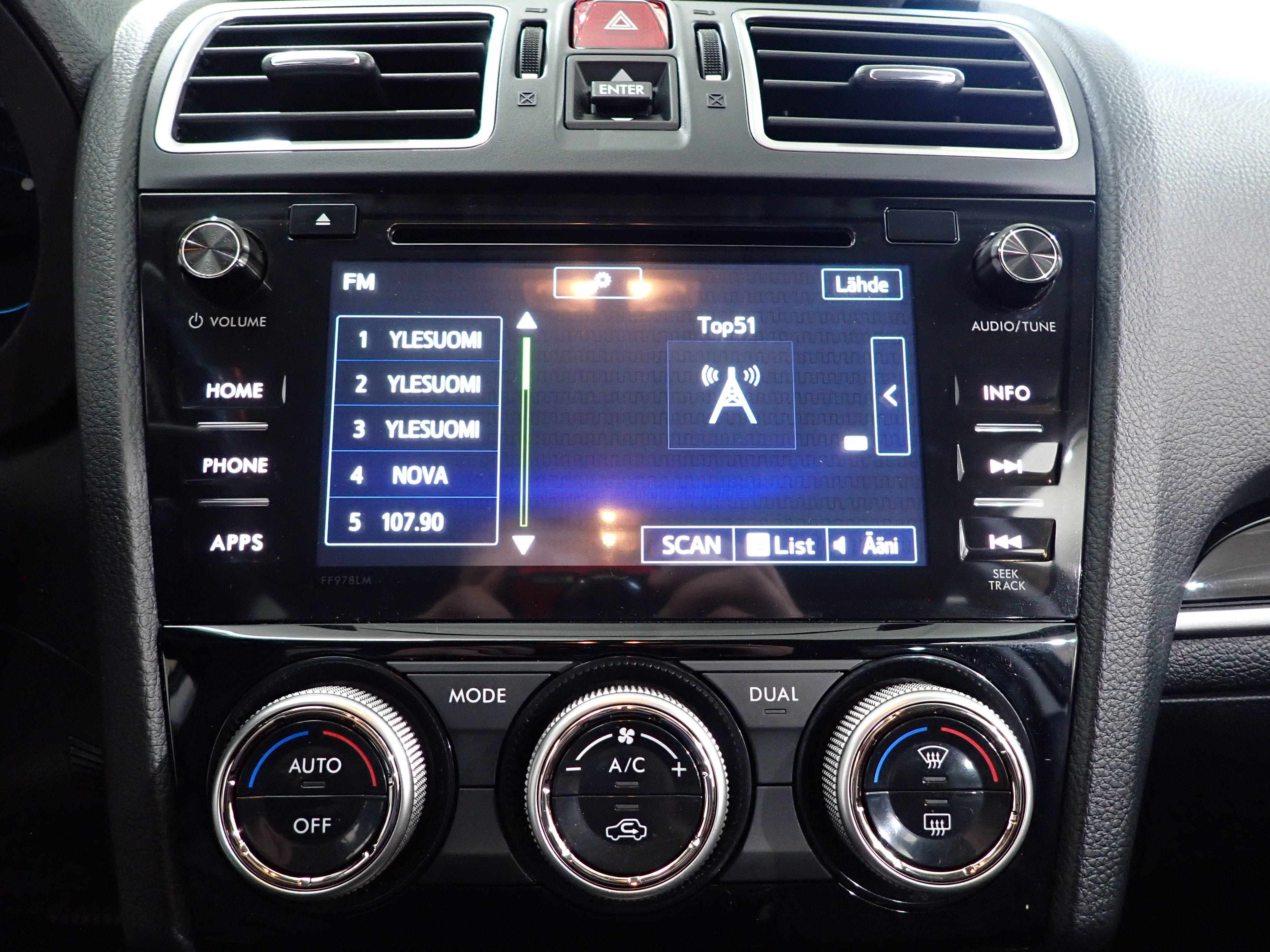 SUBARU FORESTER 2016