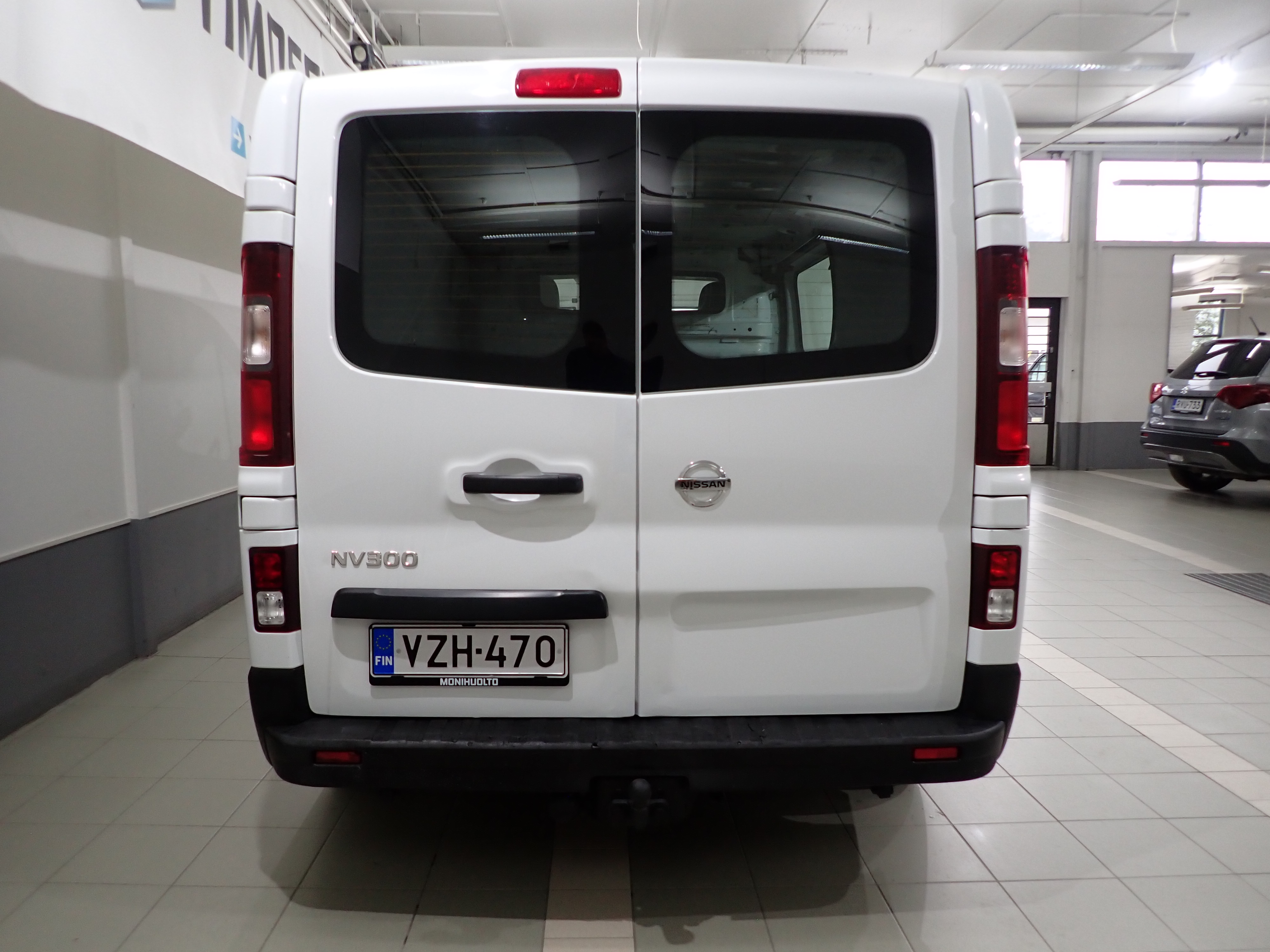 NISSAN NV300 2018