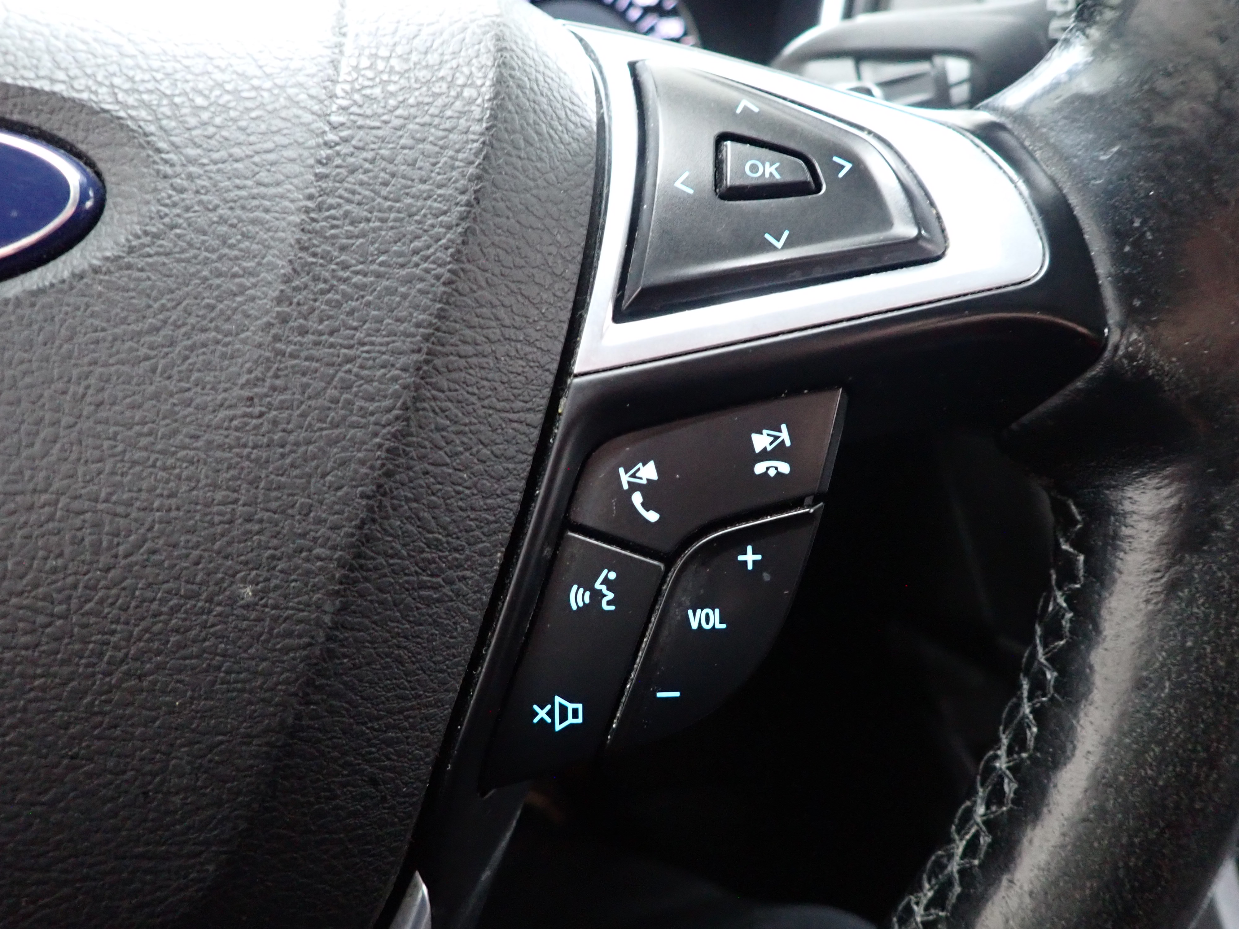 FORD MONDEO 2019