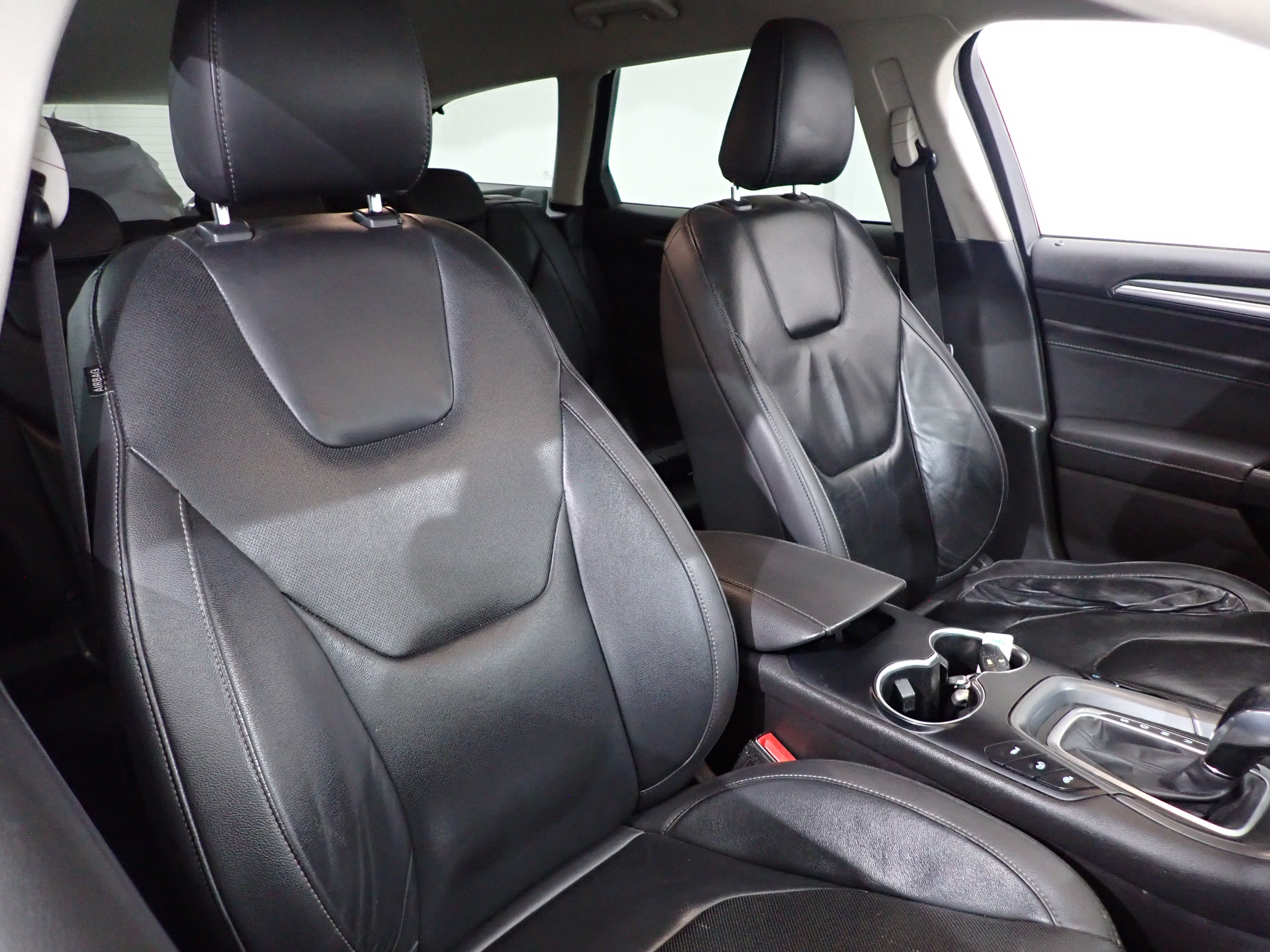 FORD MONDEO 2019