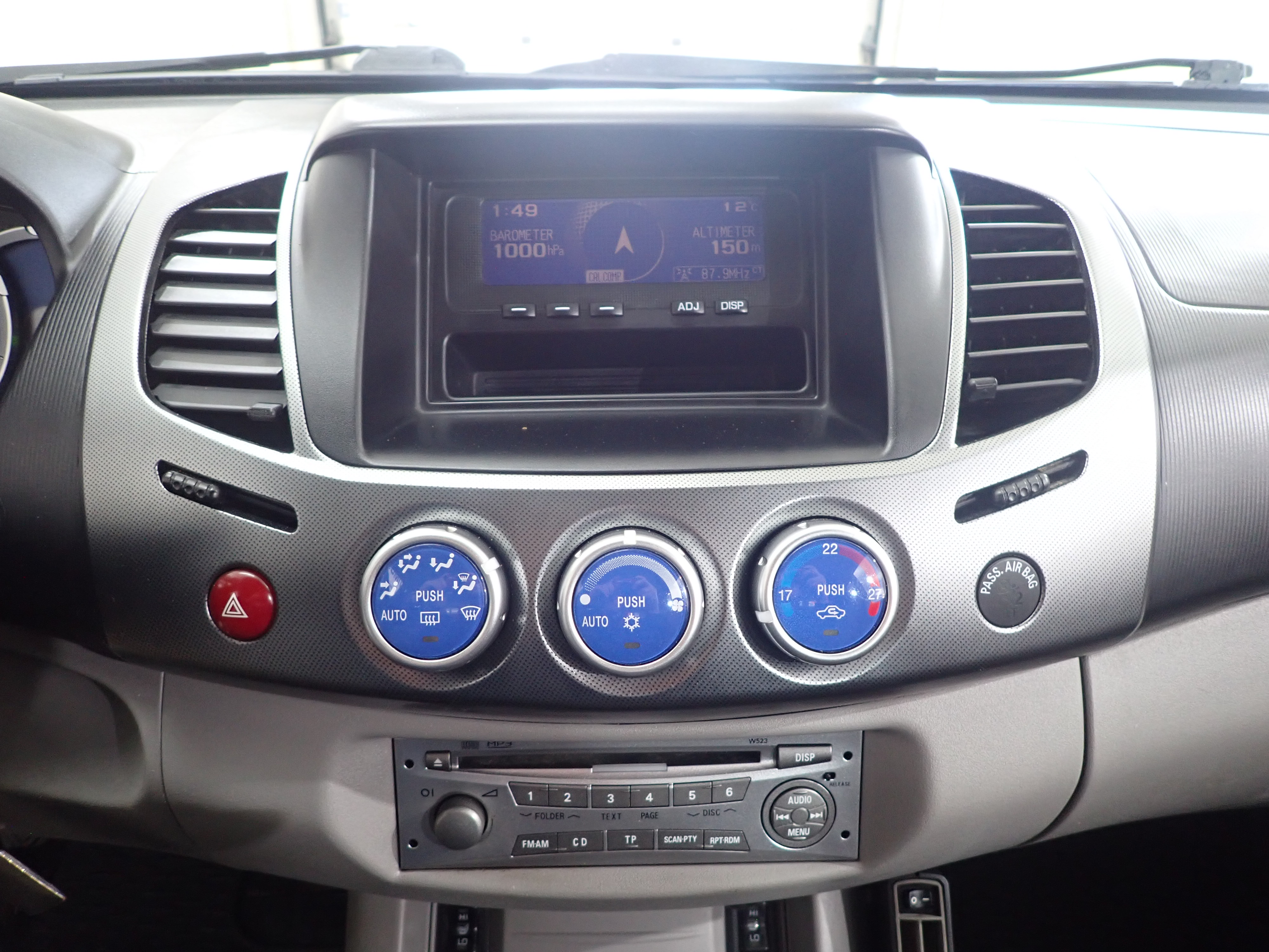 MITSUBISHI L200 2008