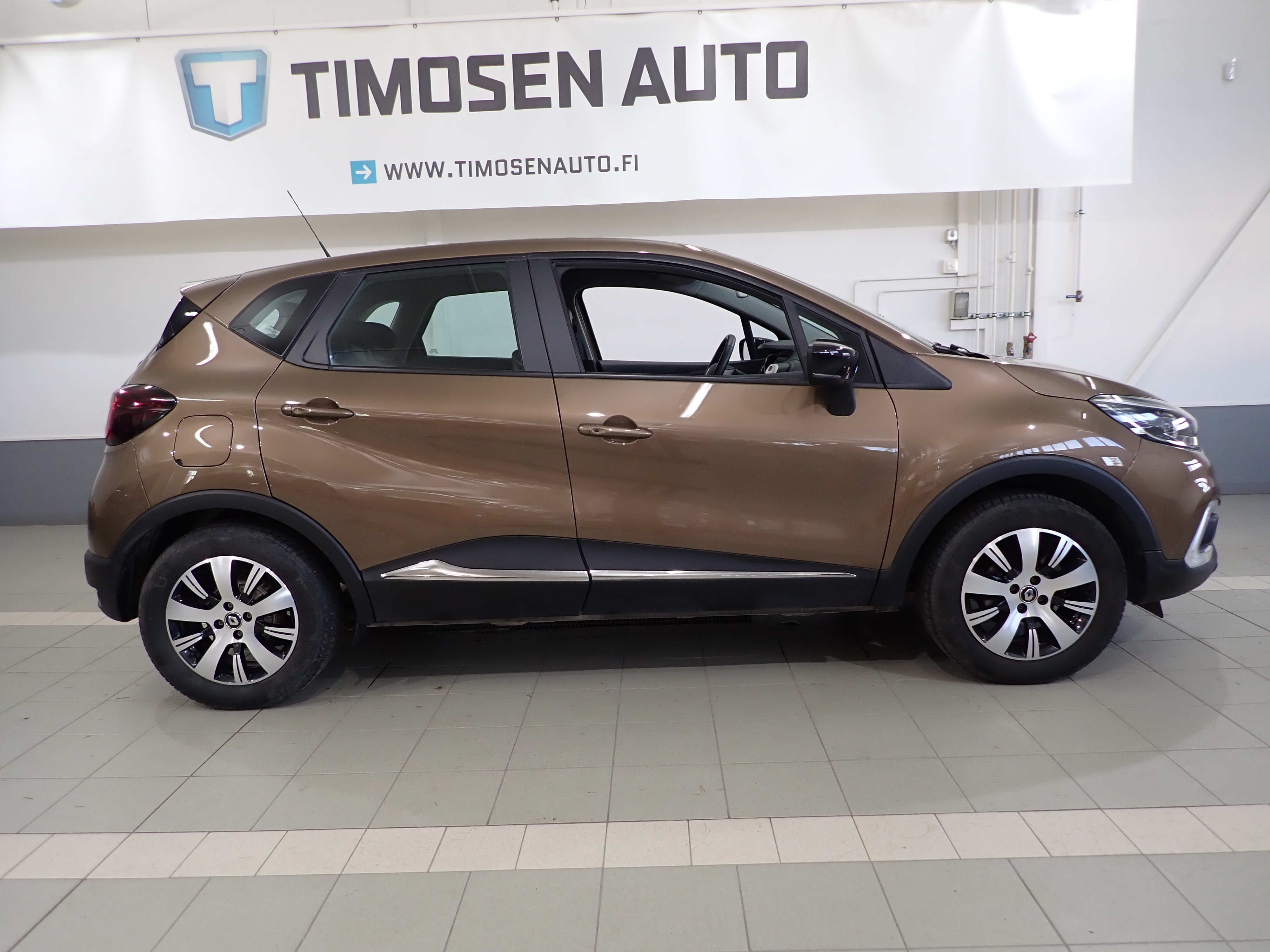 RENAULT Captur 2019