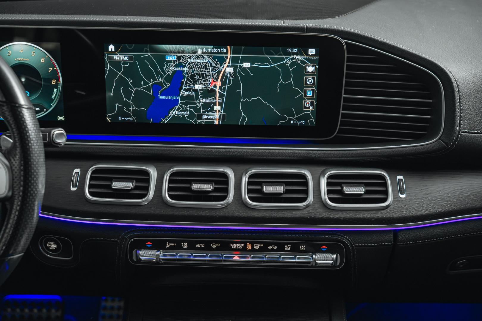 MERCEDES-BENZ GLE 12