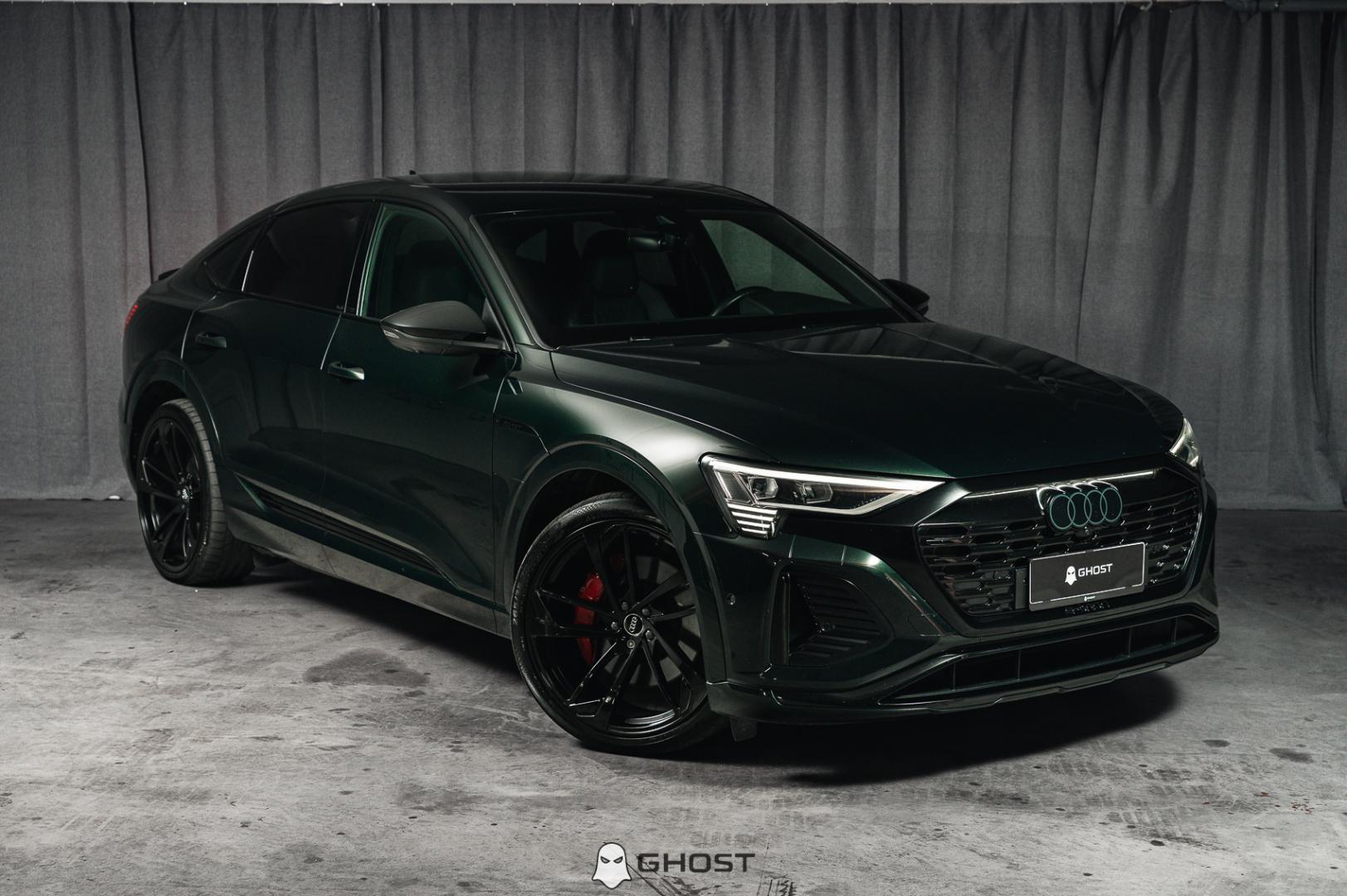 AUDI Q8 e-tron 1