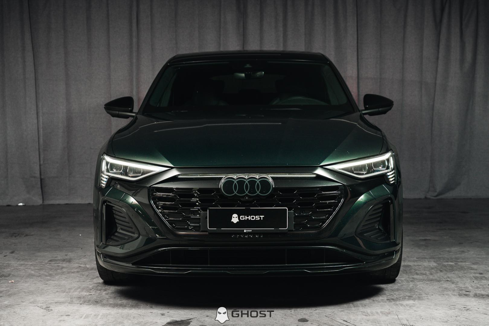 AUDI Q8 e-tron 2