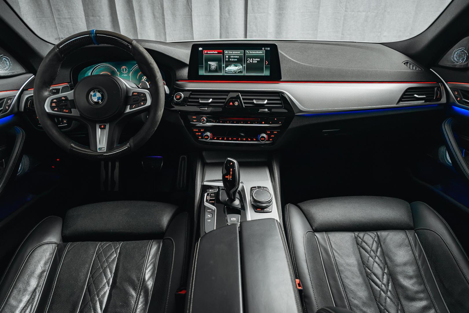 BMW 530 9