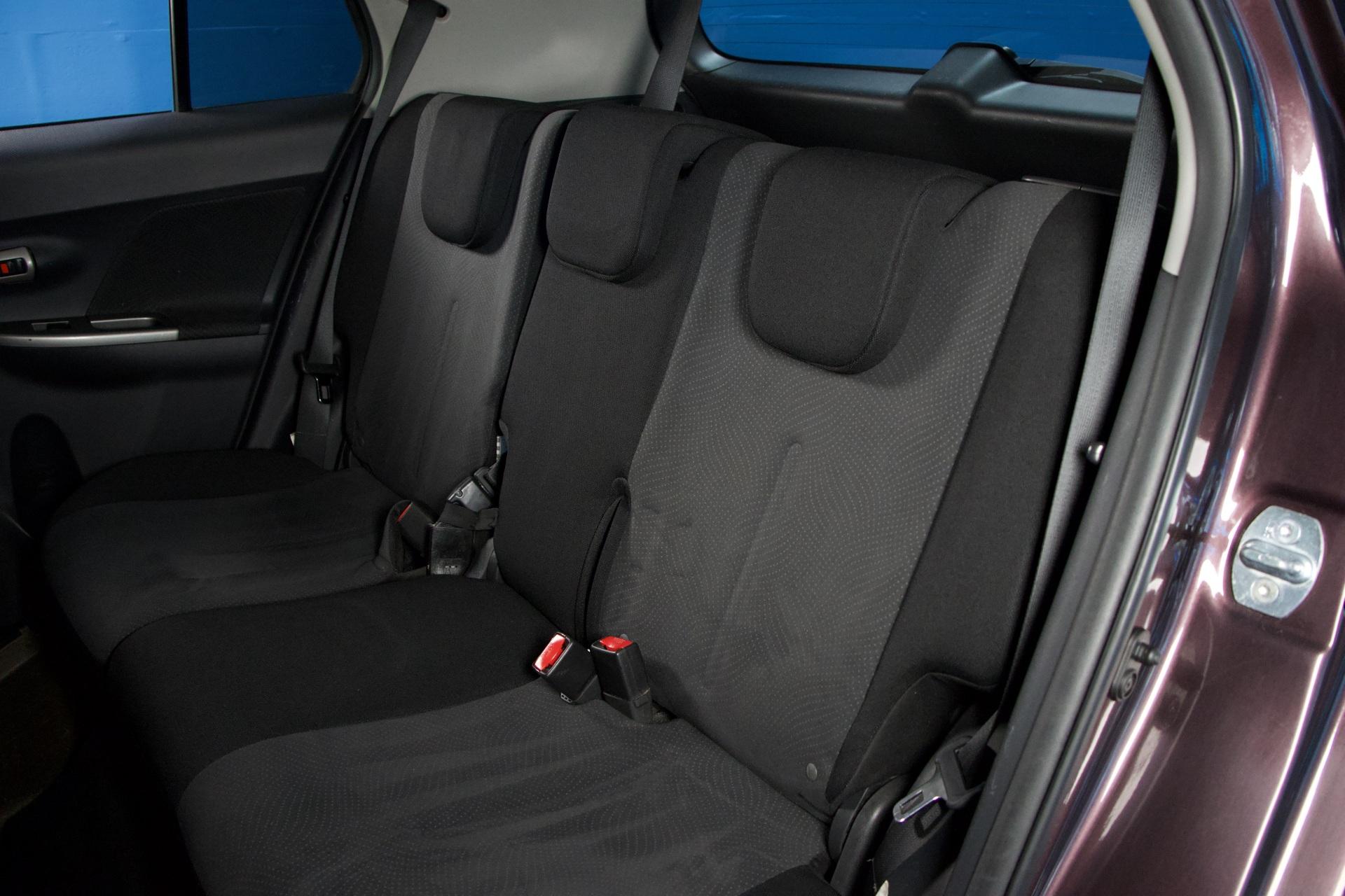 TOYOTA Urban Cruiser 10
